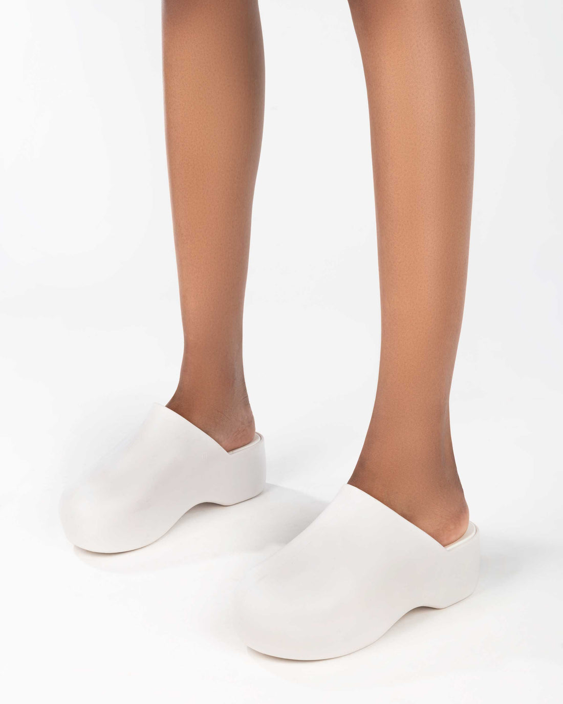 MELISSA BUBBLE CLOG + SIMON MILLER AD