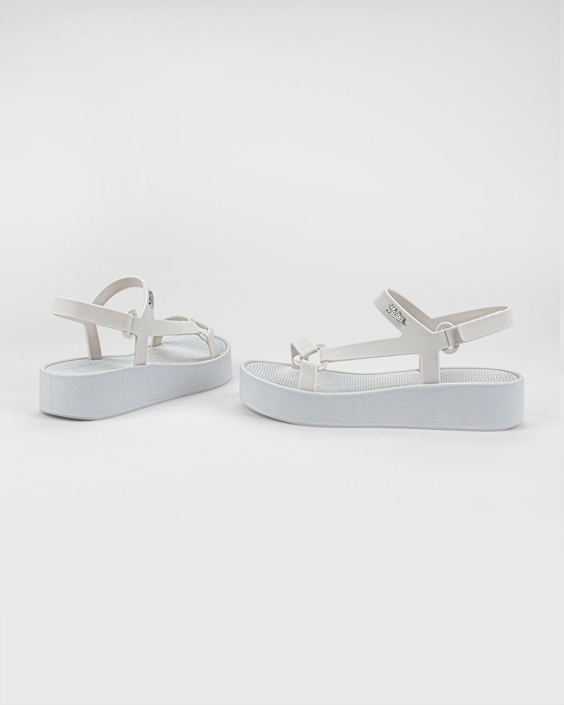 MELISSA SUN DOWNTOWN PLATFORM AD