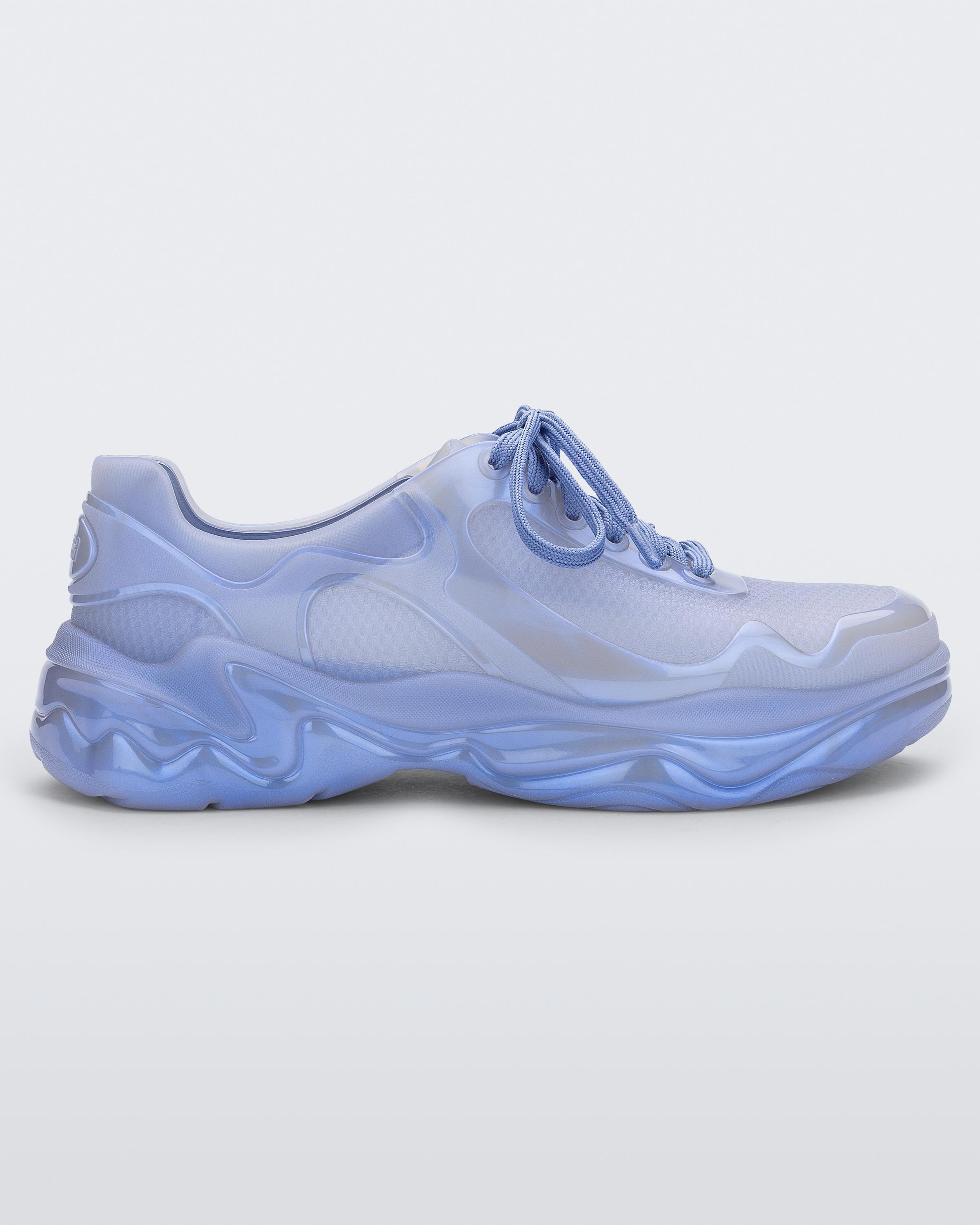 MELISSA BURN SNEAKER AD