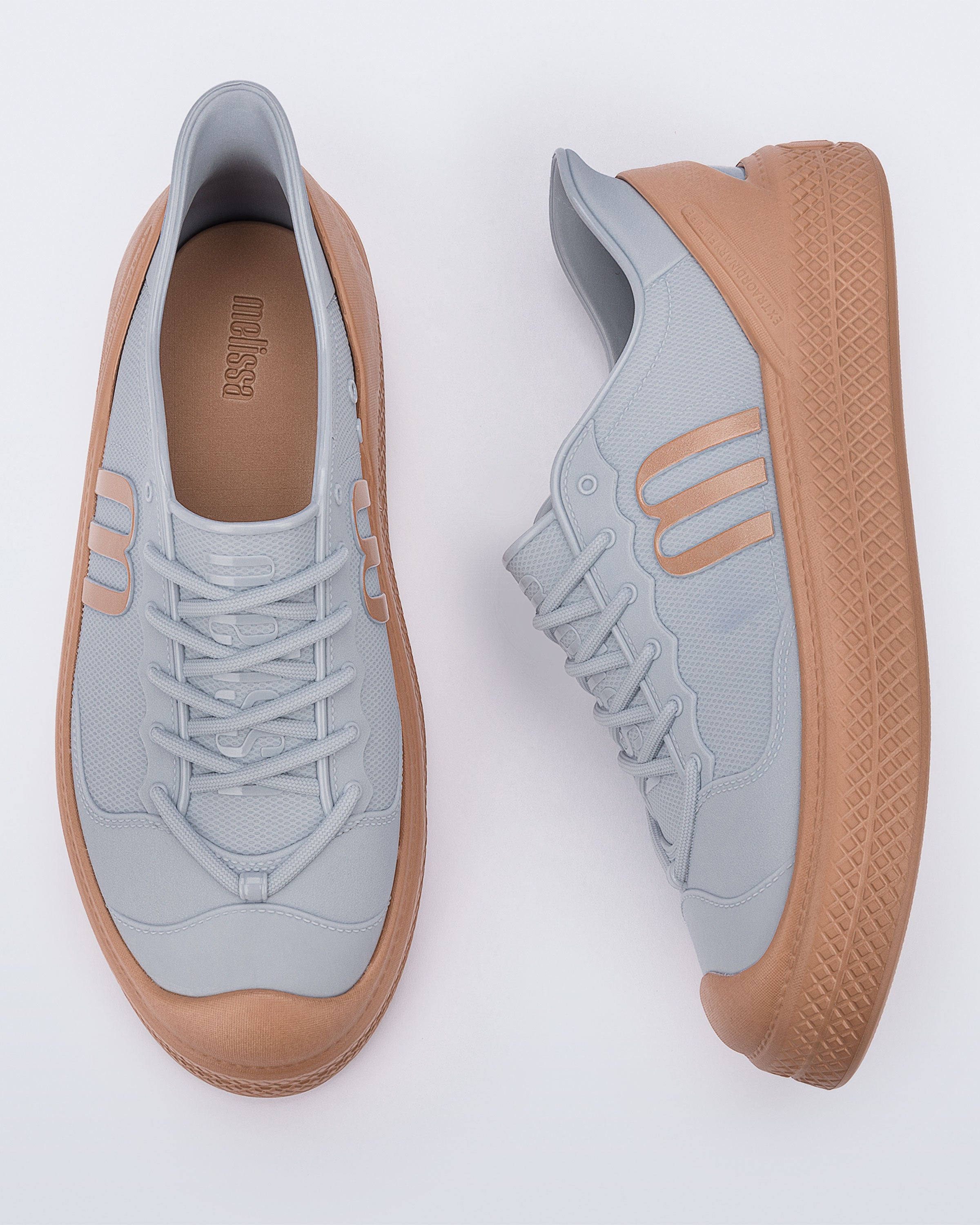 MELISSA COMBAT SNEAKER AD