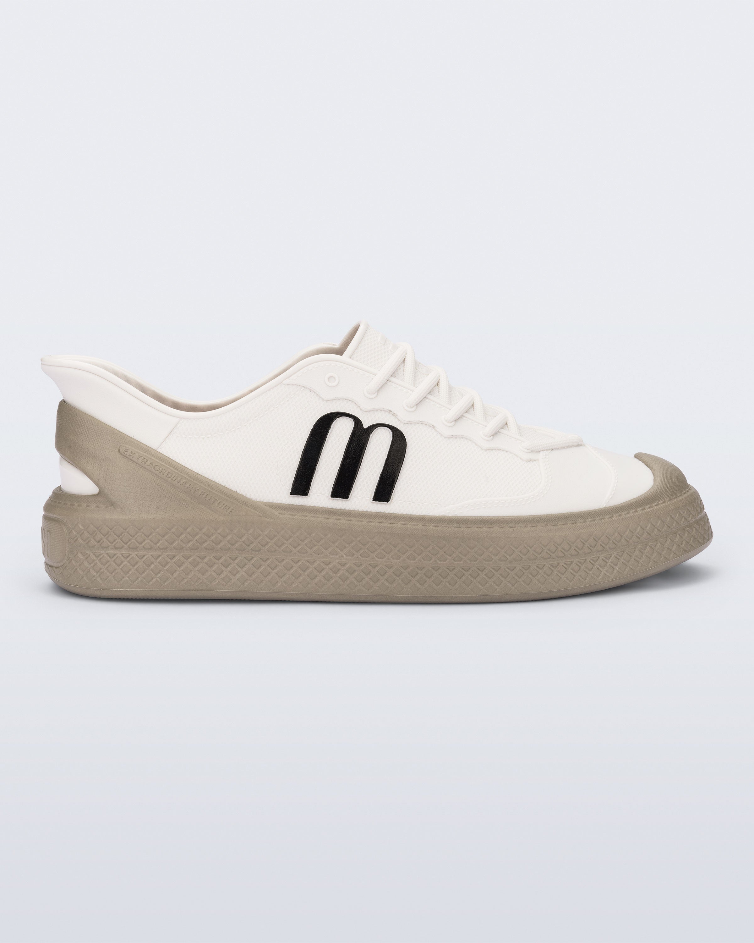 MELISSA COMBAT SNEAKER AD