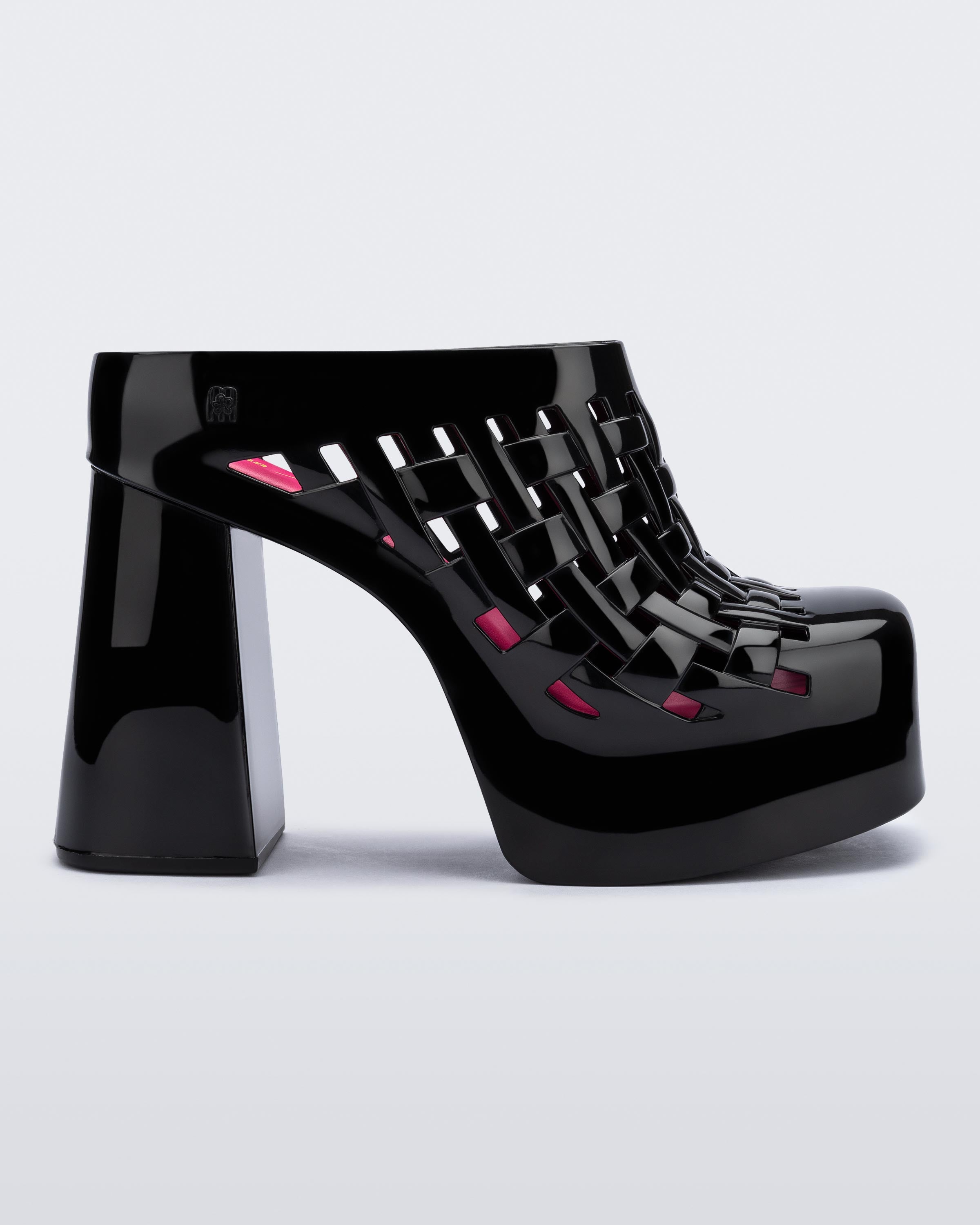 MELISSA CLOG HEEL AD