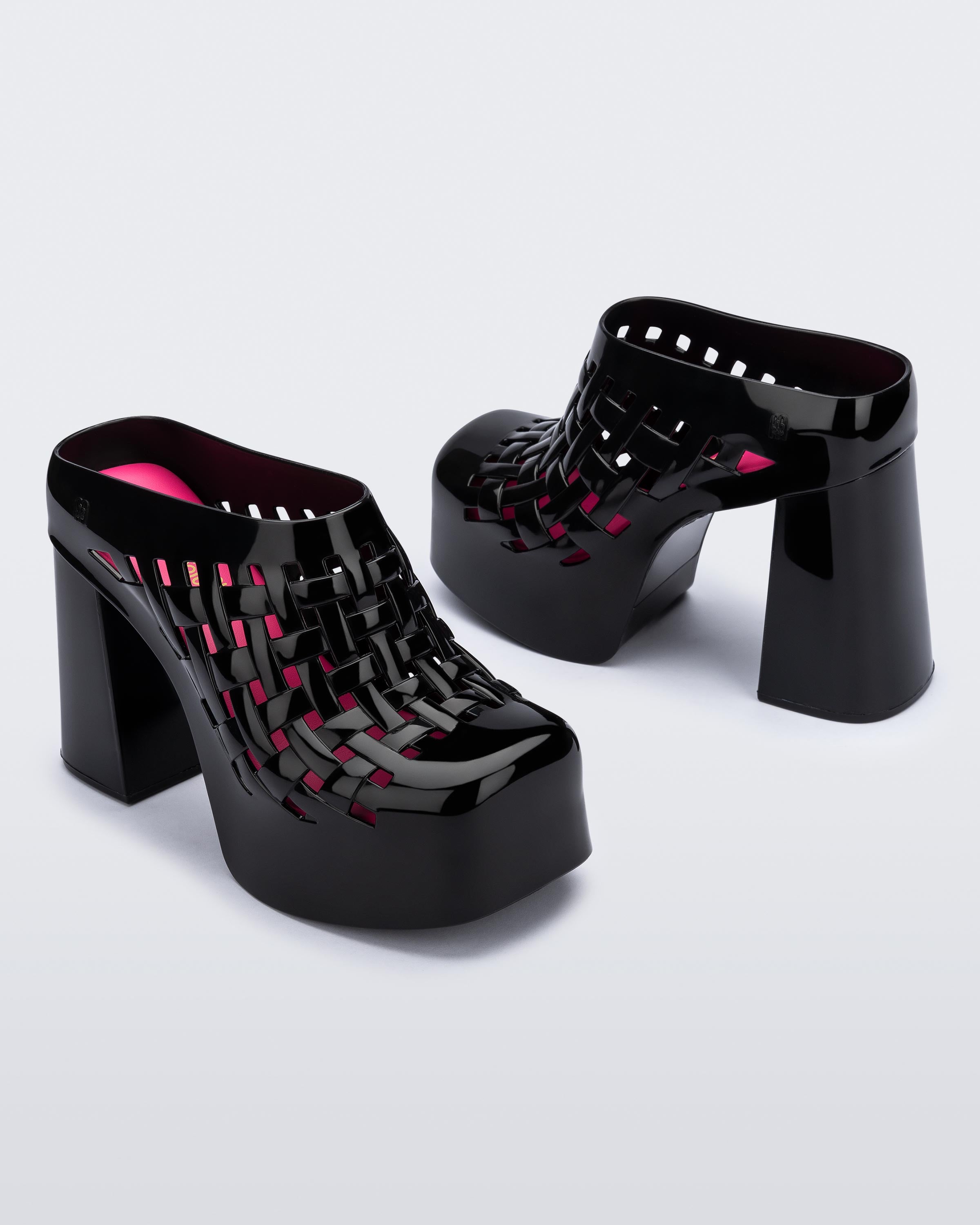 MELISSA CLOG HEEL AD