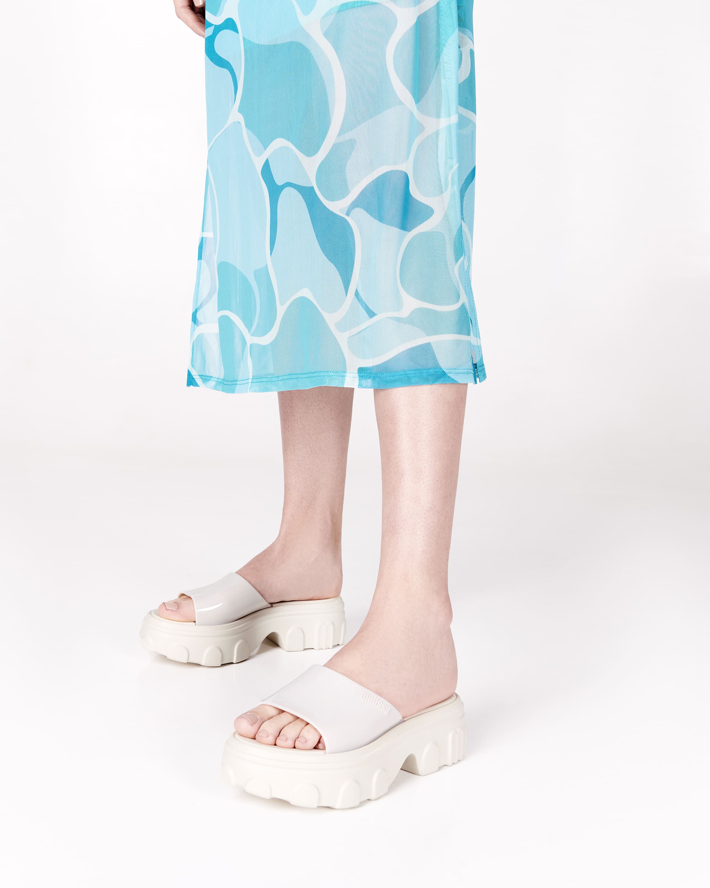 MELISSA ELLA SLIDE AD