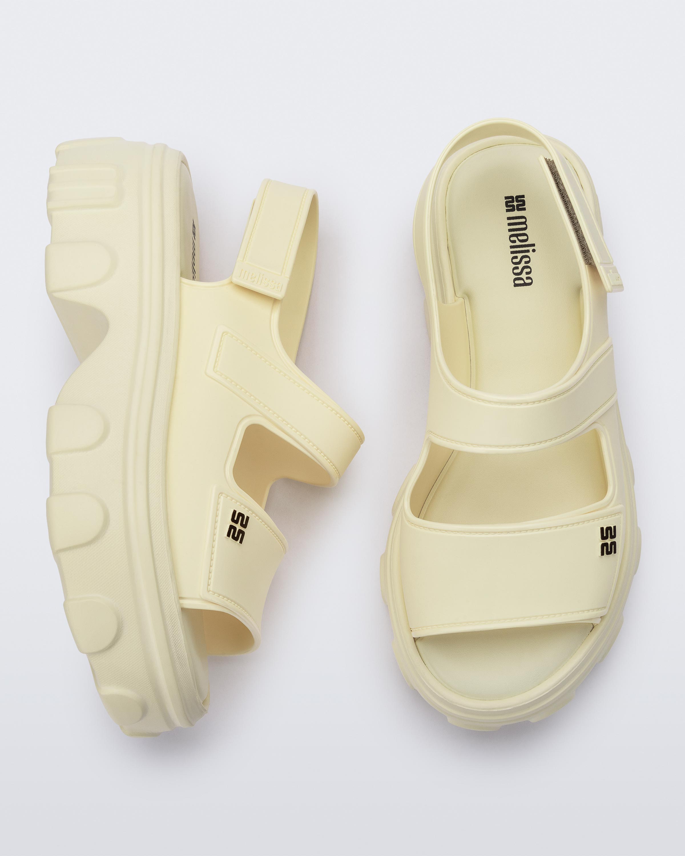 MELISSA ELLA MOVE AD