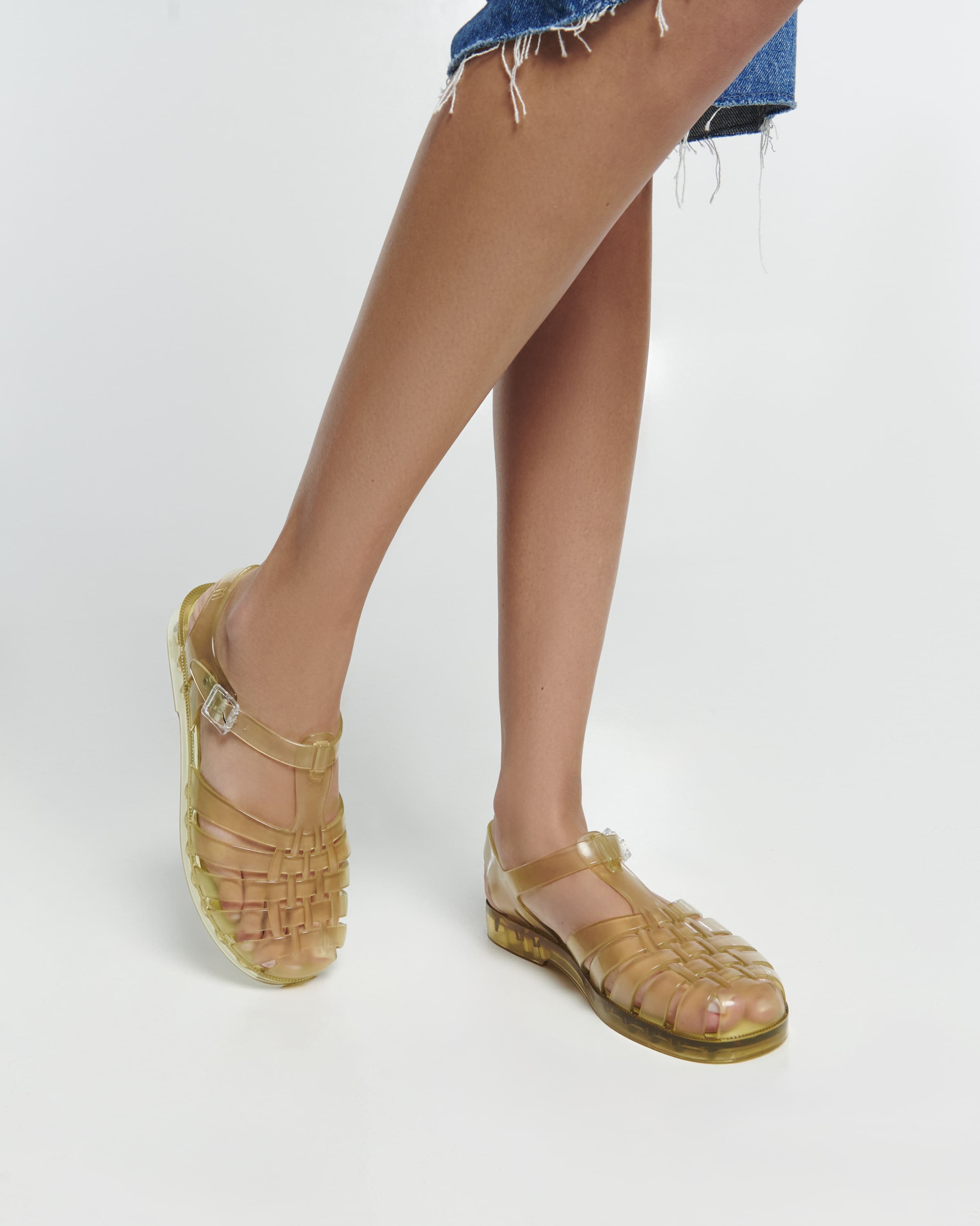 MELISSA POSSESSION AD