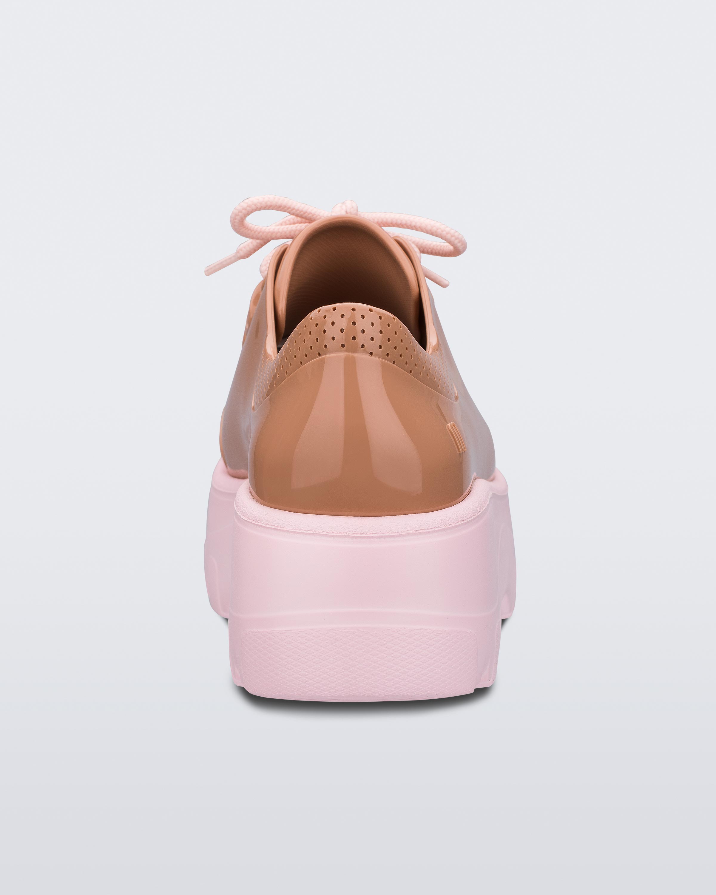 MELISSA KICK OFF VINTAGE