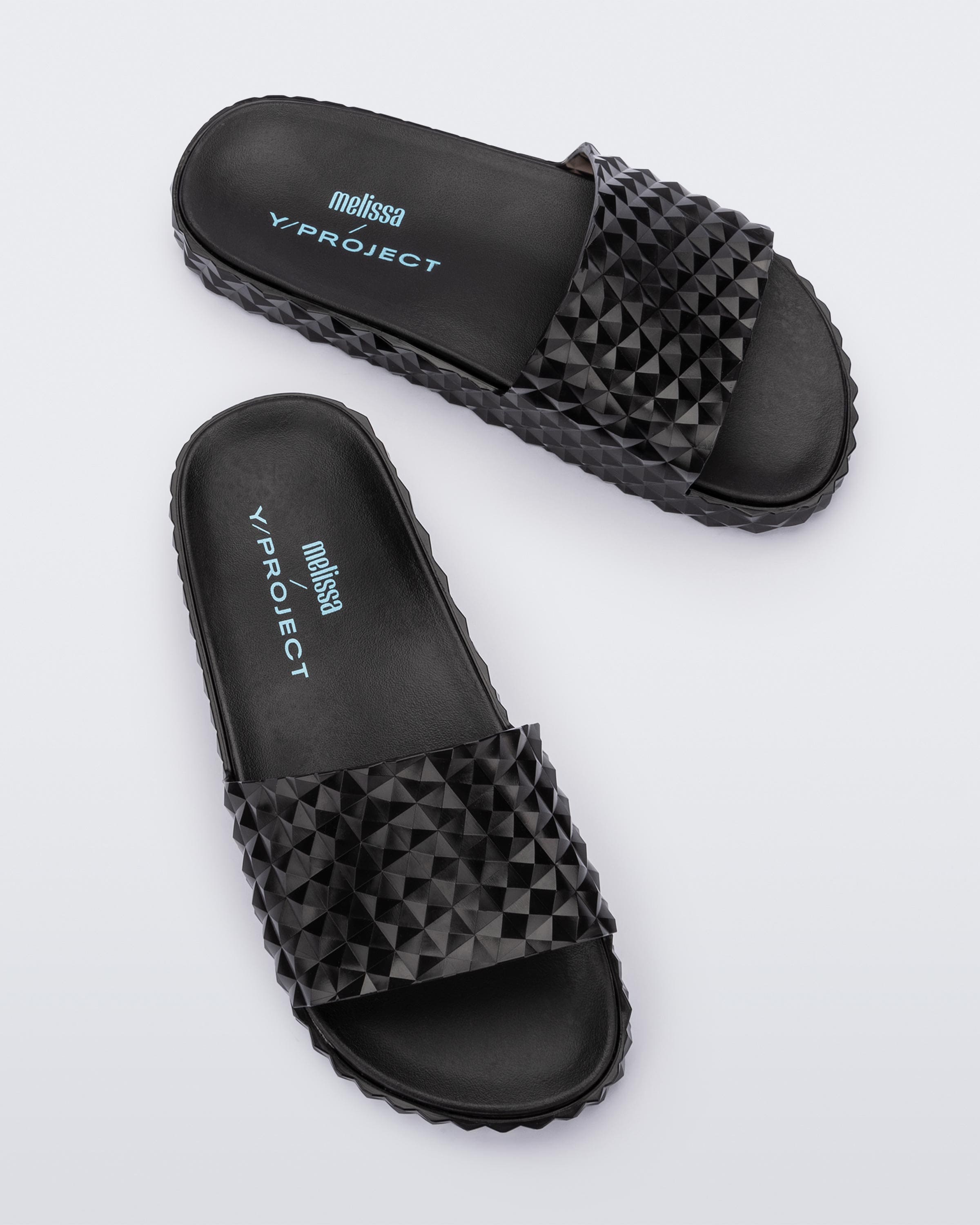 MELISSA COURT SLIDE + Y.PROJECT AD – Melissa Panama