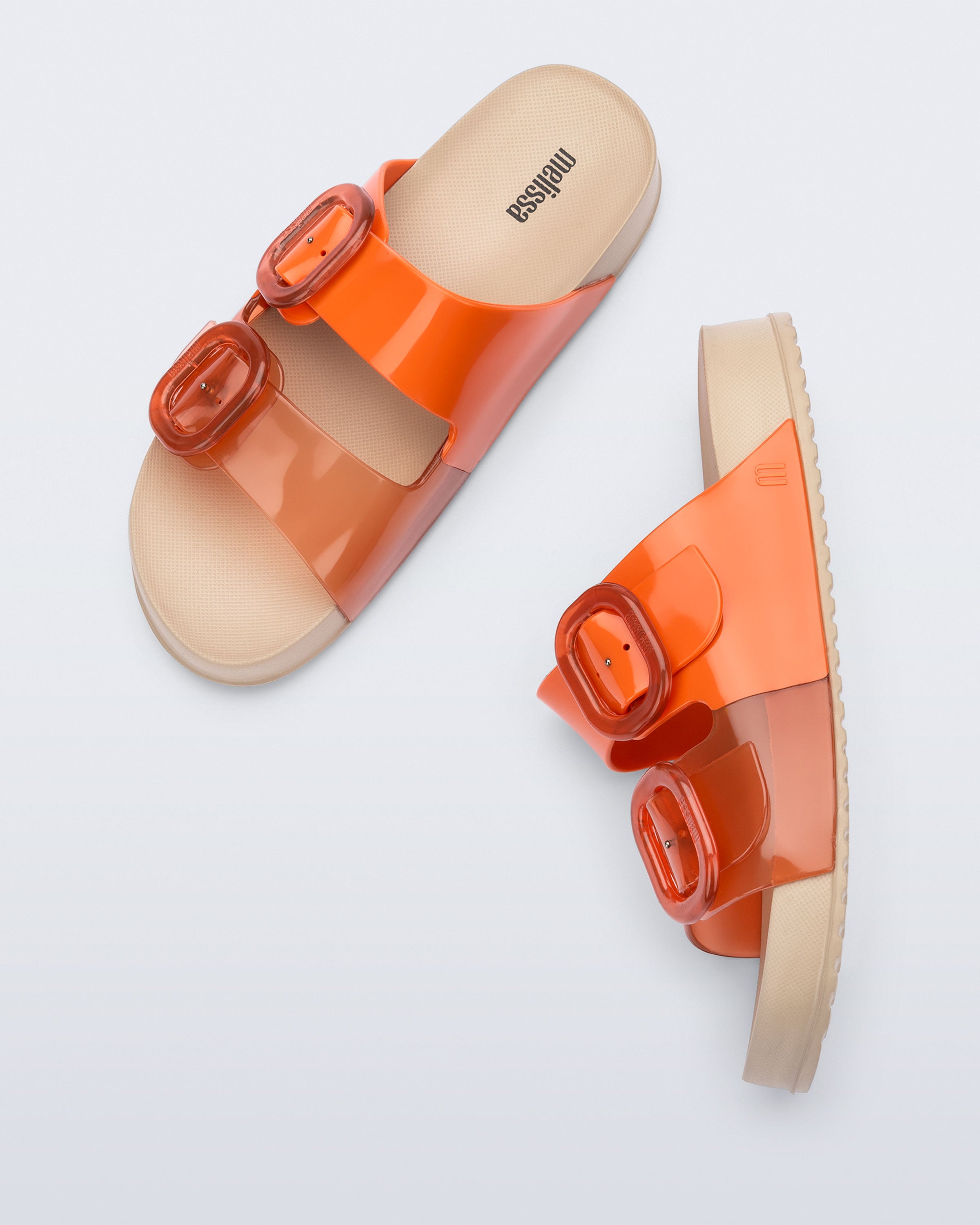 MELISSA COZY SLIDE AD