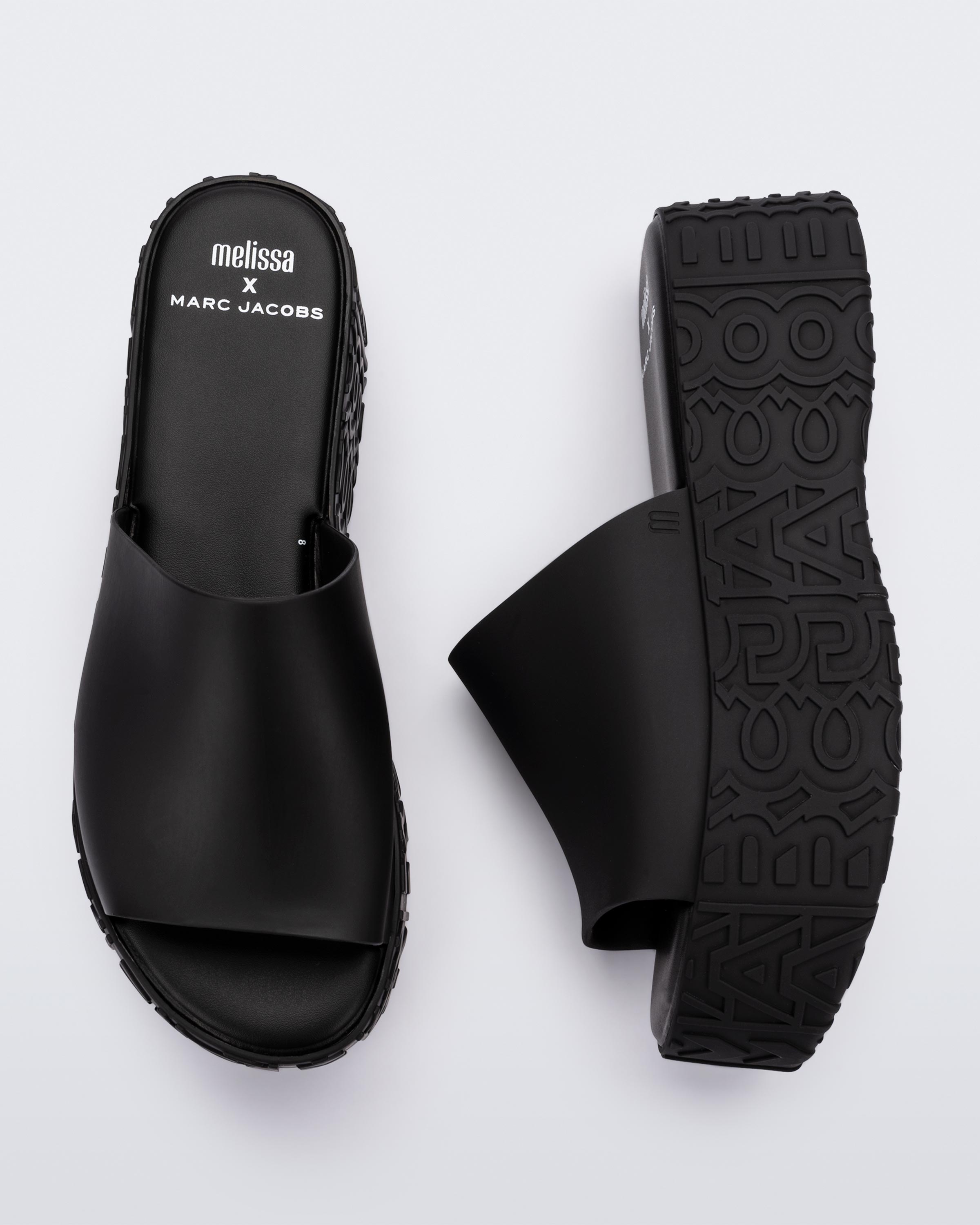 MELISSA BECKY + MARC JACOBS AD – Melissa Panama