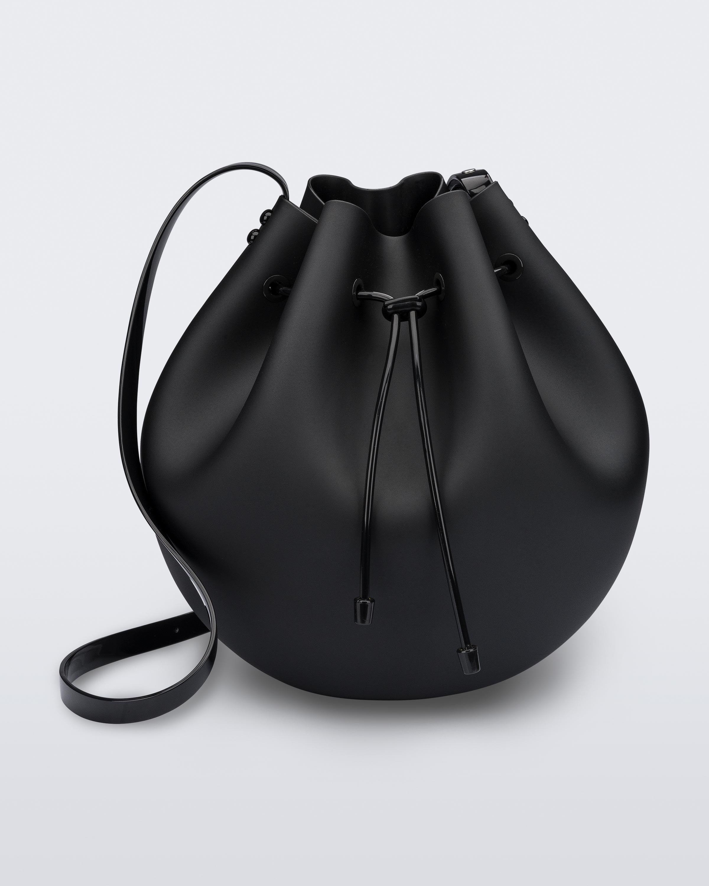 D105 BELMISE シルキー ブラック M-L 4パック MELISSA SAC BAG – Melissa Panama