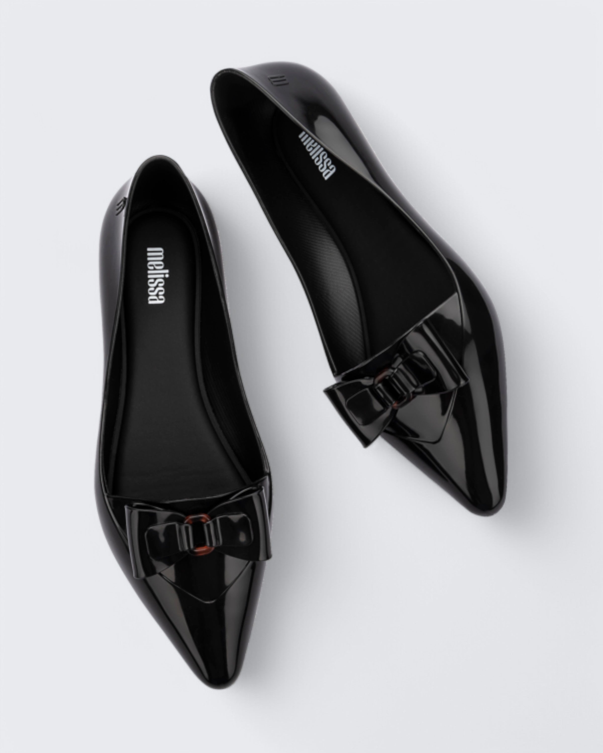MELISSA POINTY CHIC AD
