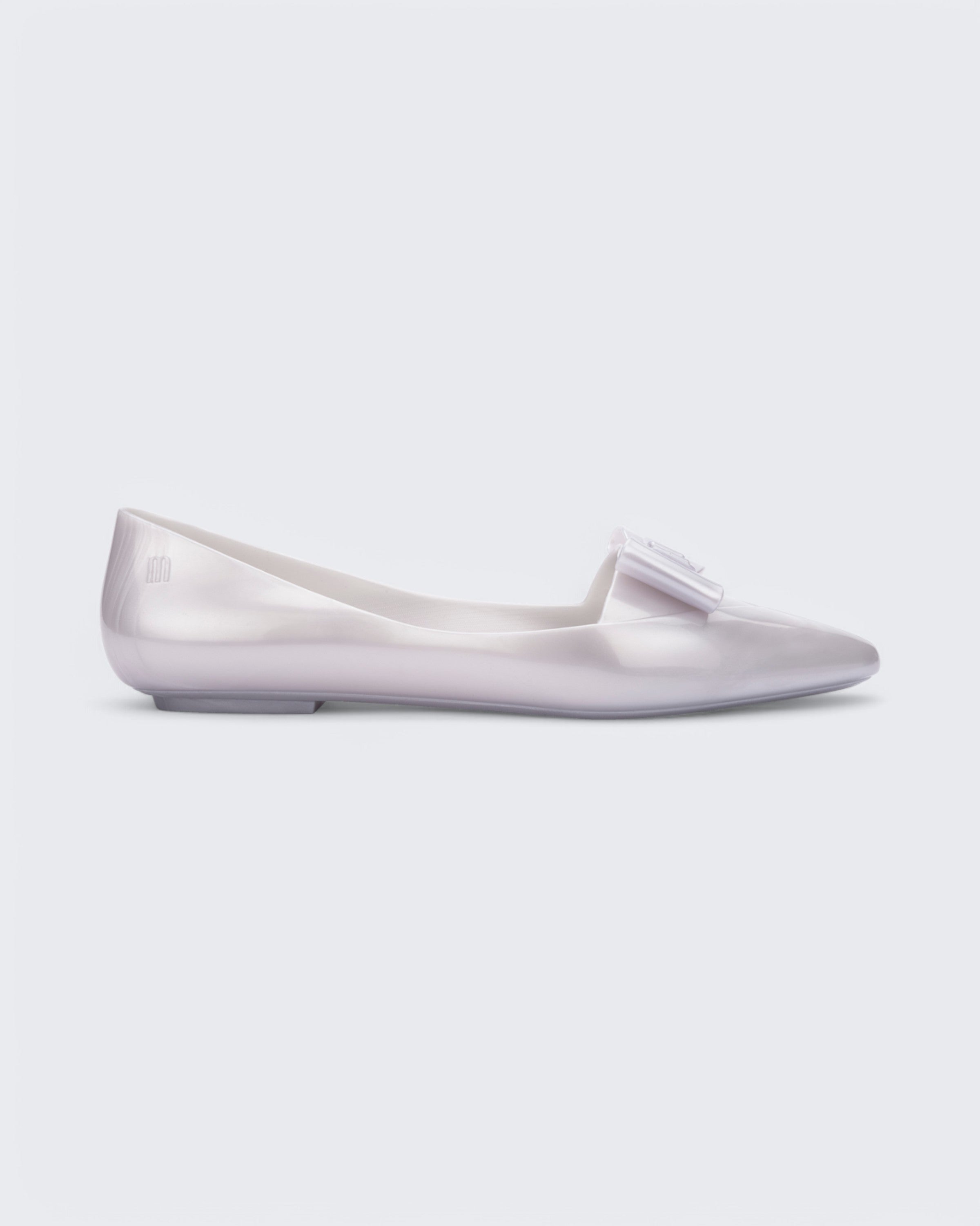 MELISSA POINTY CHIC AD