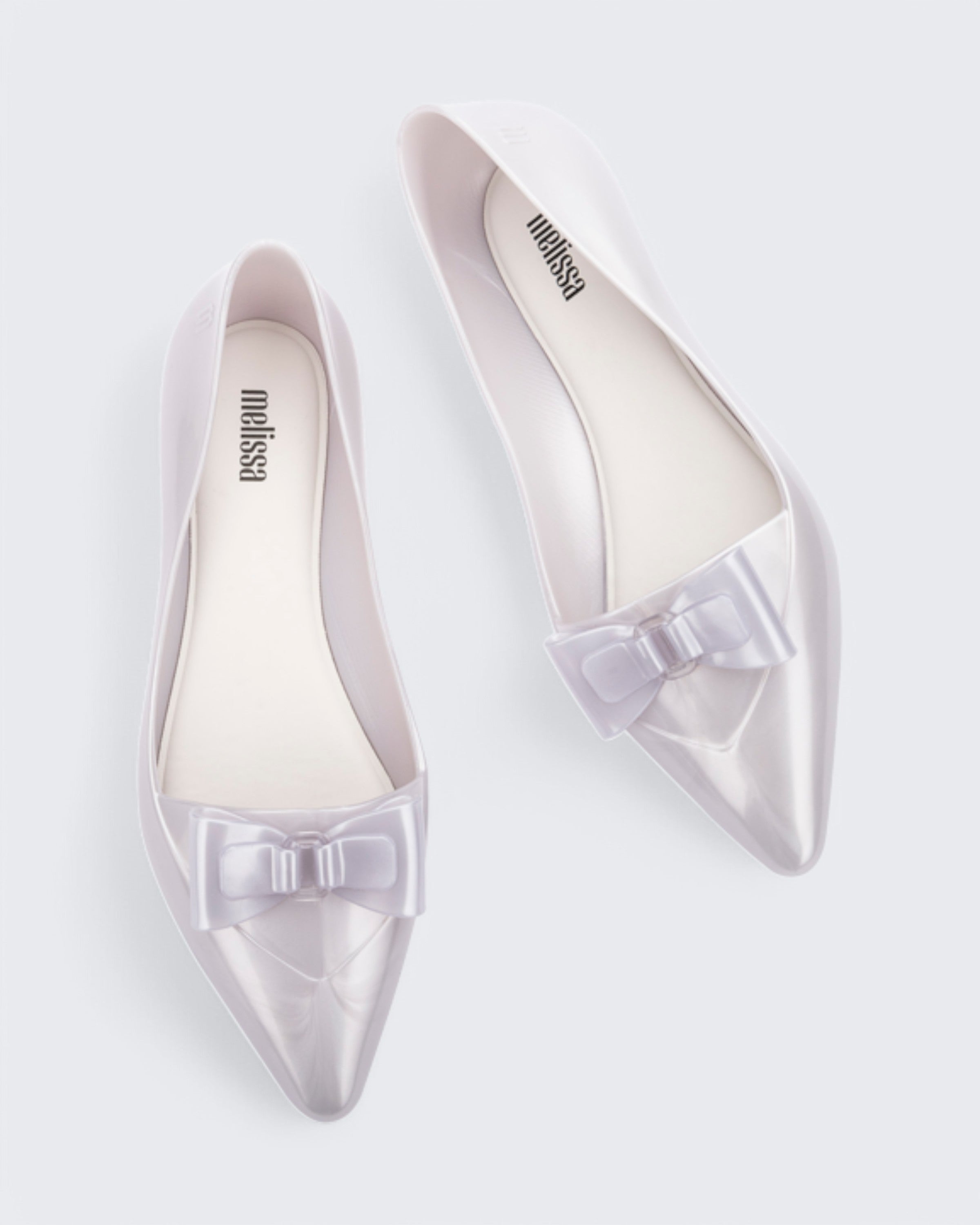 MELISSA POINTY CHIC AD