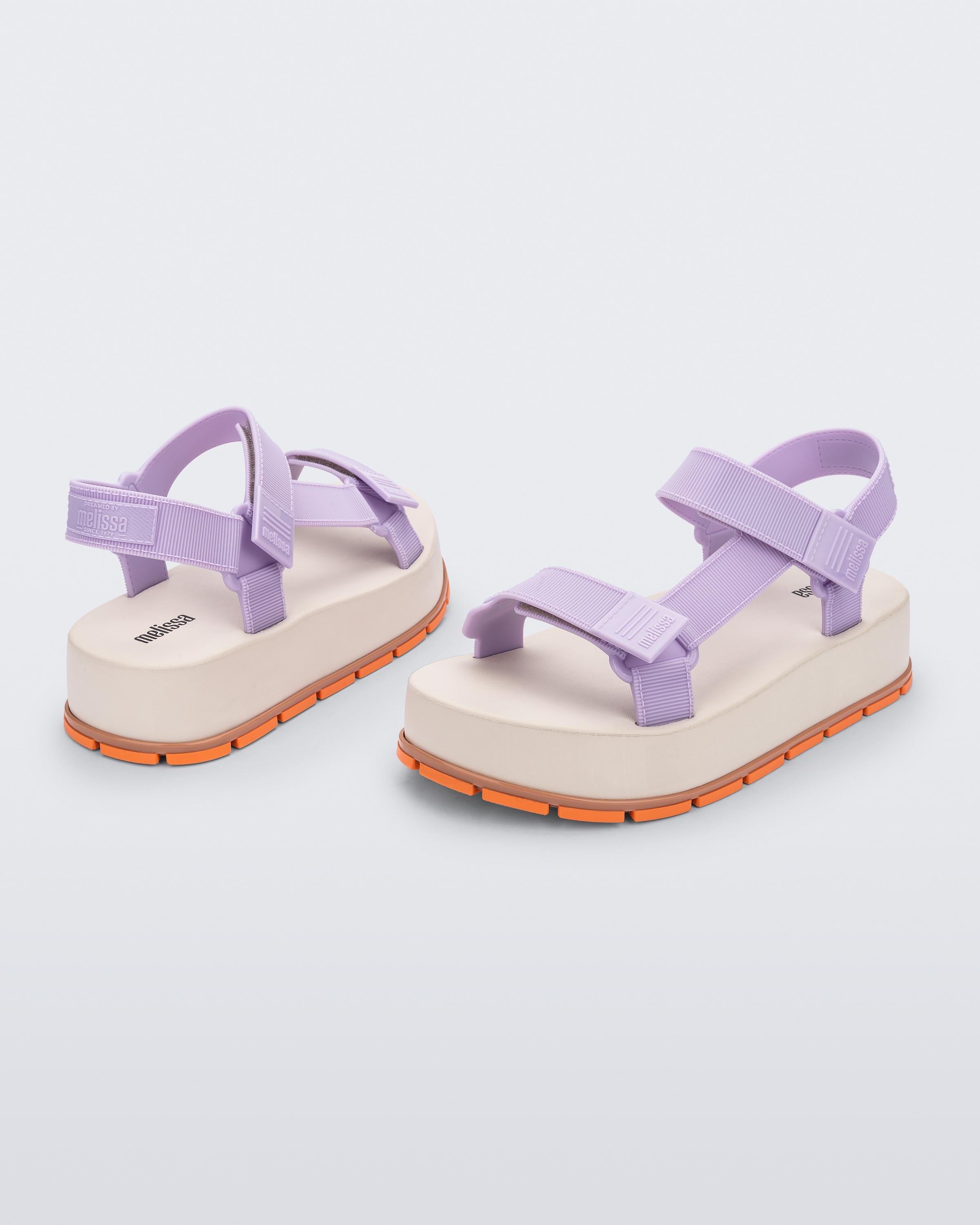 MELISSA FLOWING PLATFORM AD