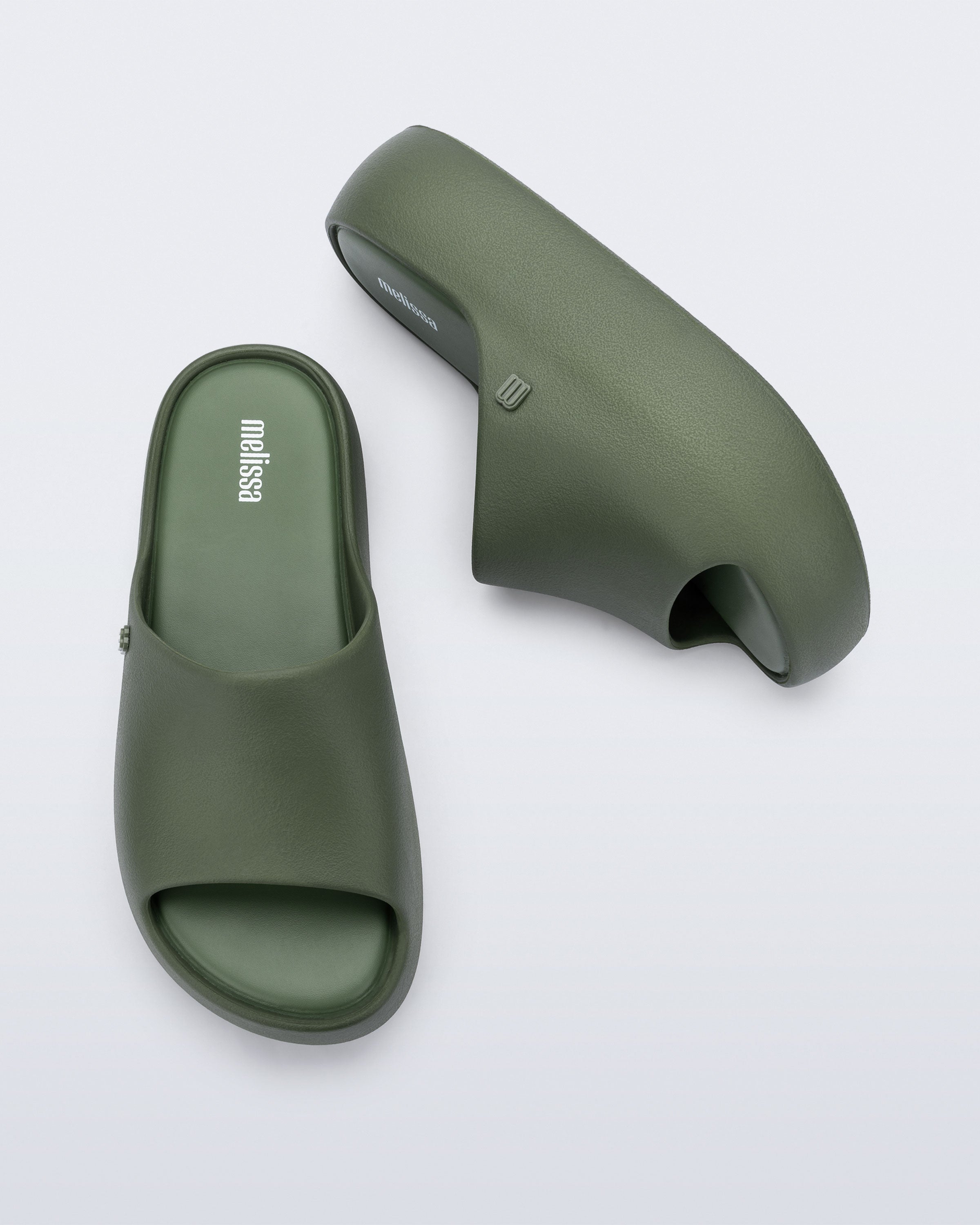 MELISSA FREE PLATFORM SLIDE AD
