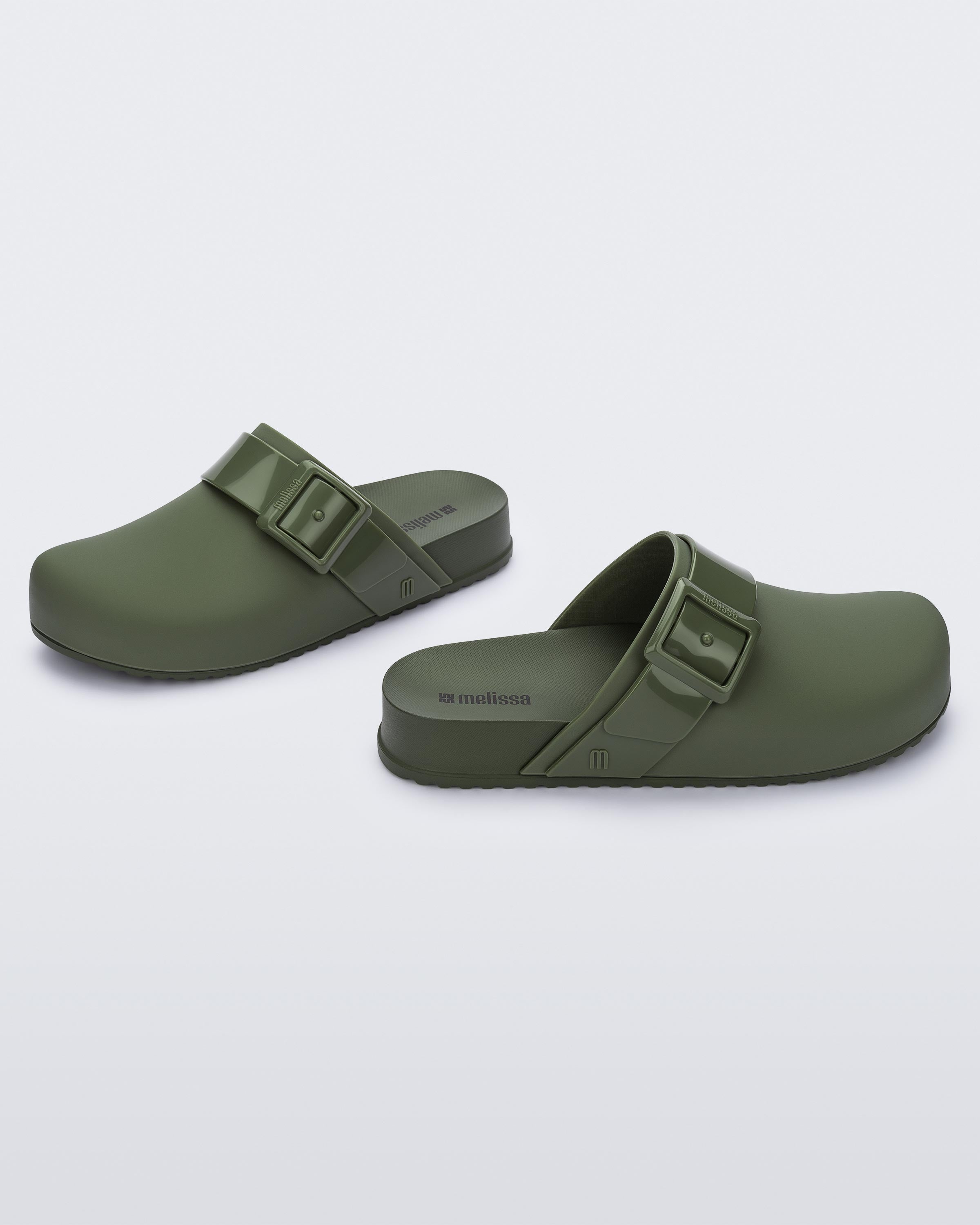 MELISSA COZY CLOG AD