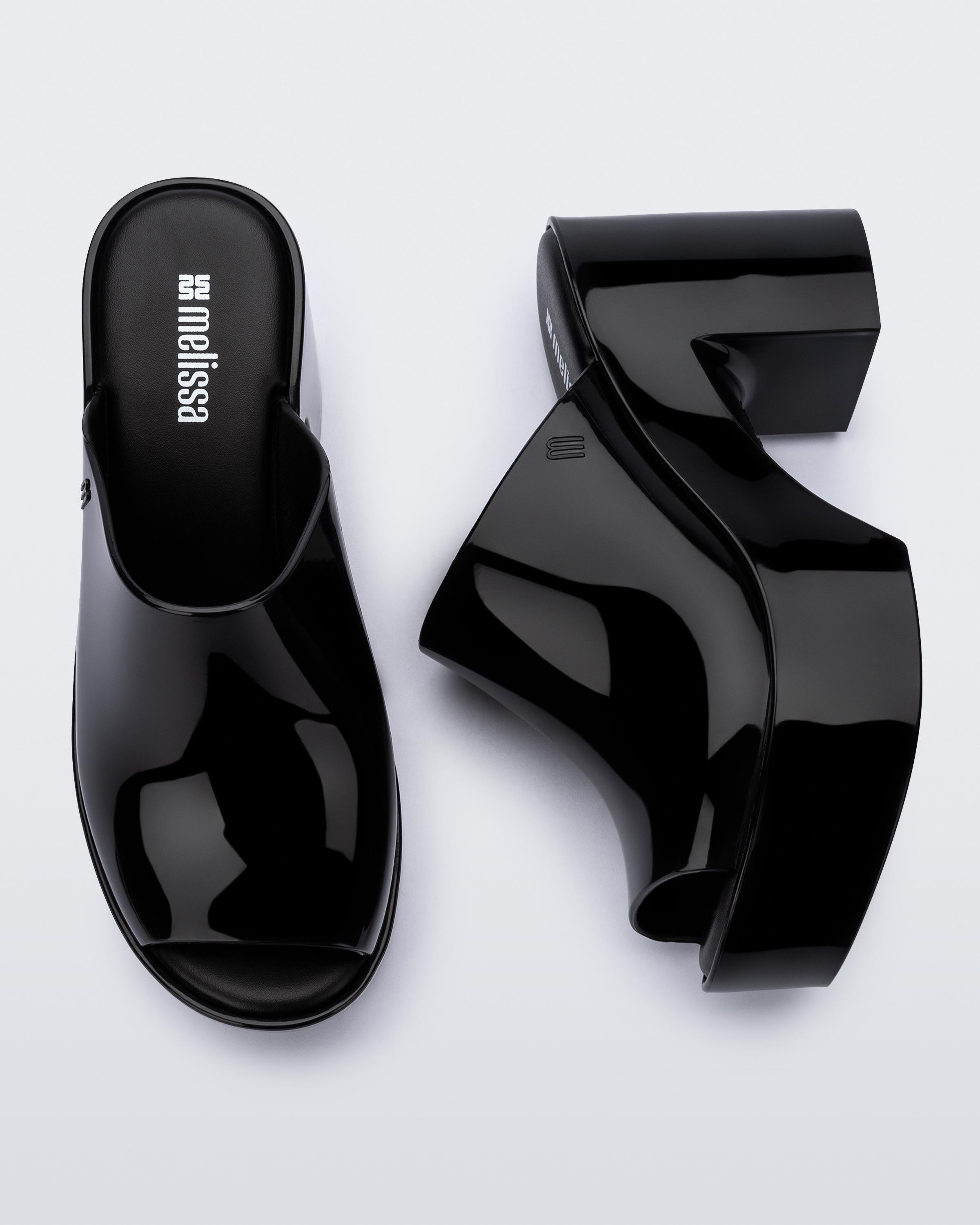MELISSA MULE HYPE AD – Melissa Panama