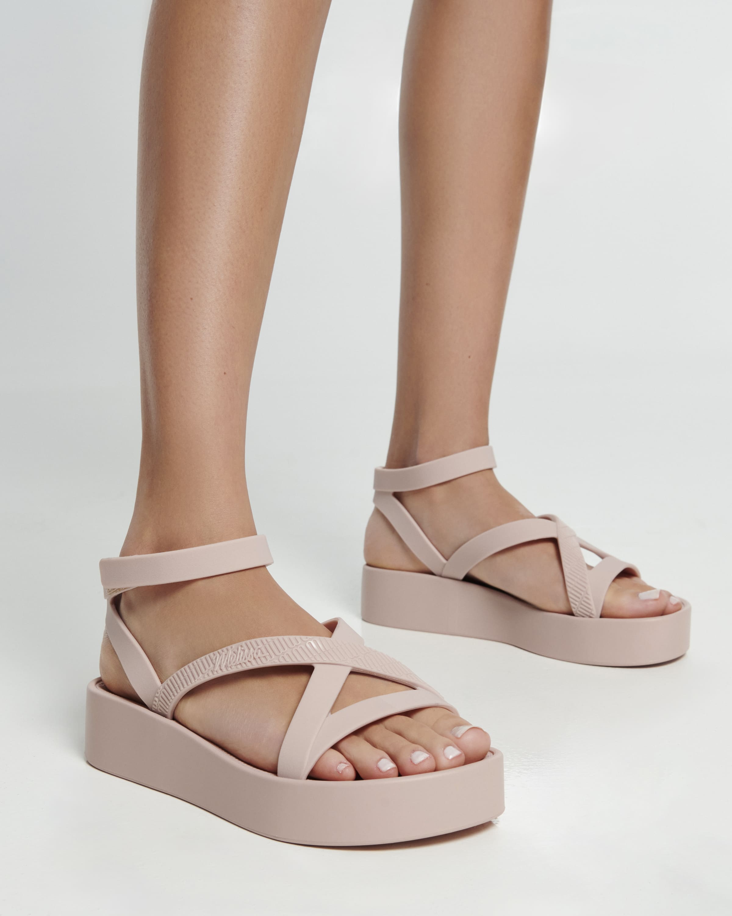 MELISSA SUN BARRA PLATFORM AD