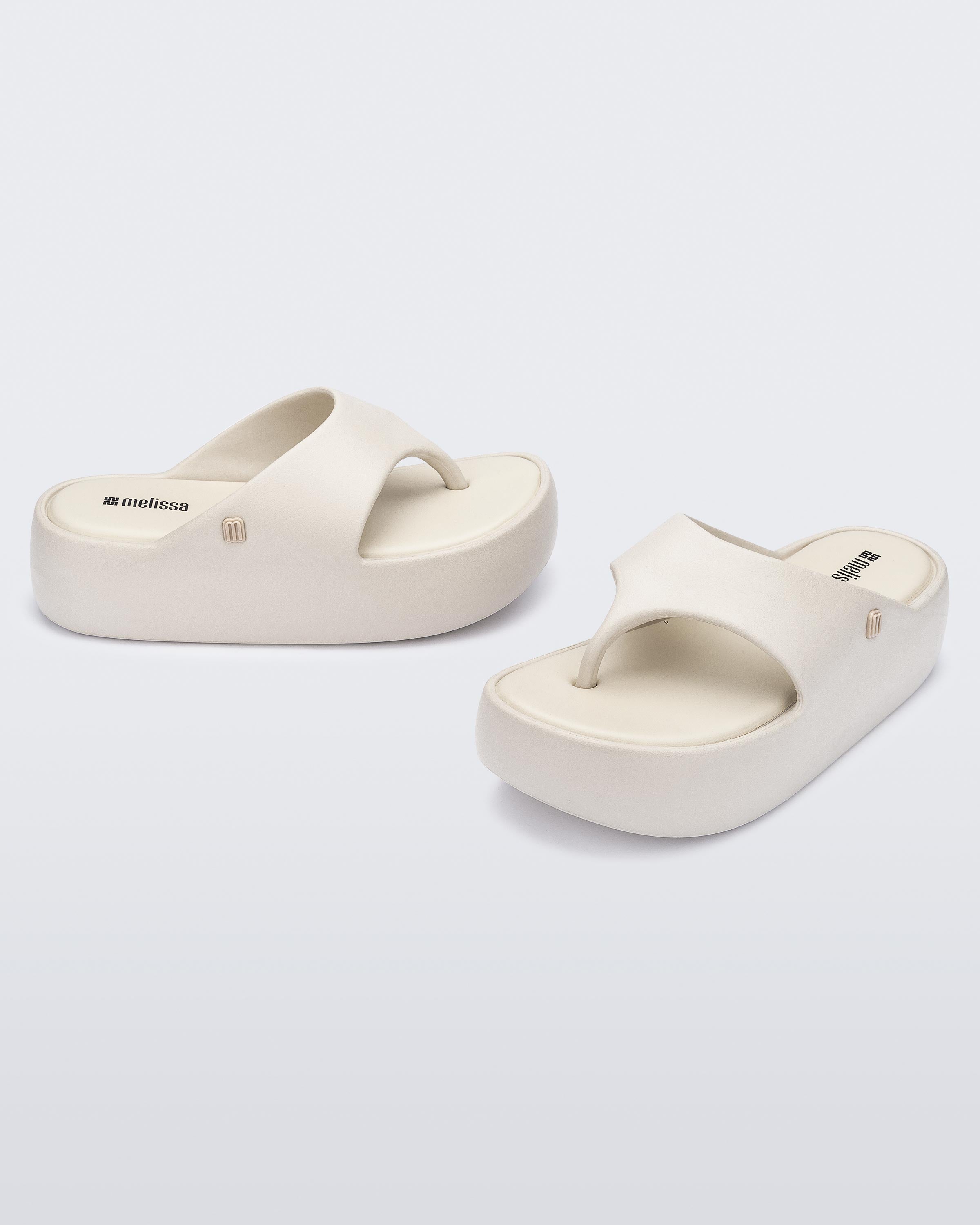 MELISSA FREE PLATFORM THONG AD