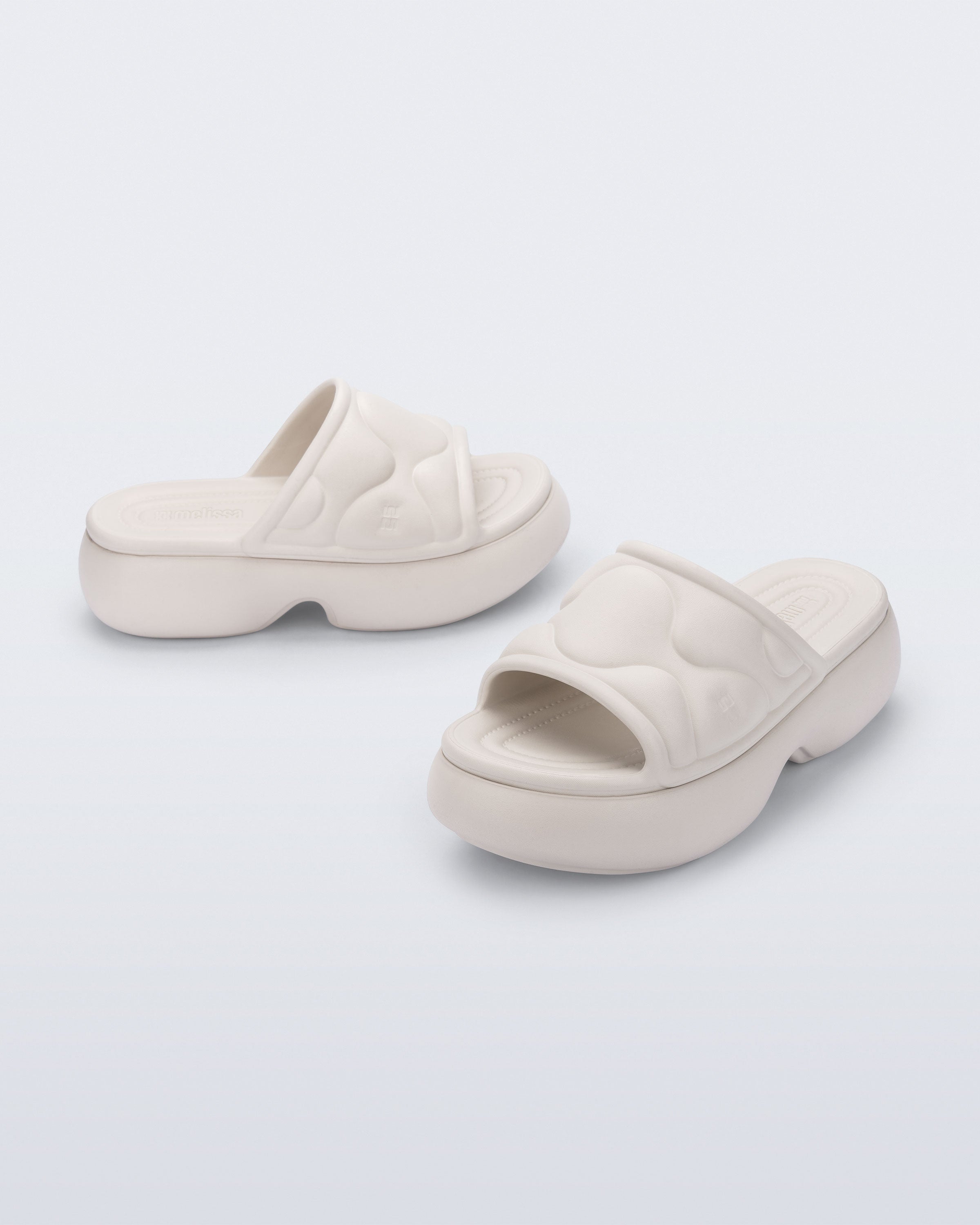 MELISSA FREE PUFF PLATFORM AD