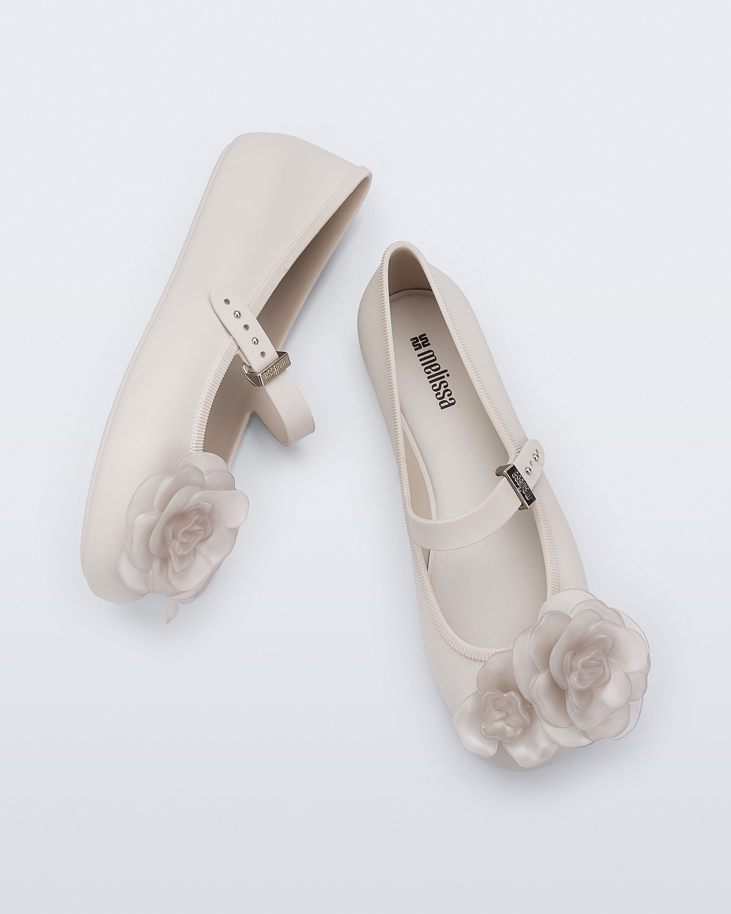 MELISSA SOFT BALLERINA PETALS AD