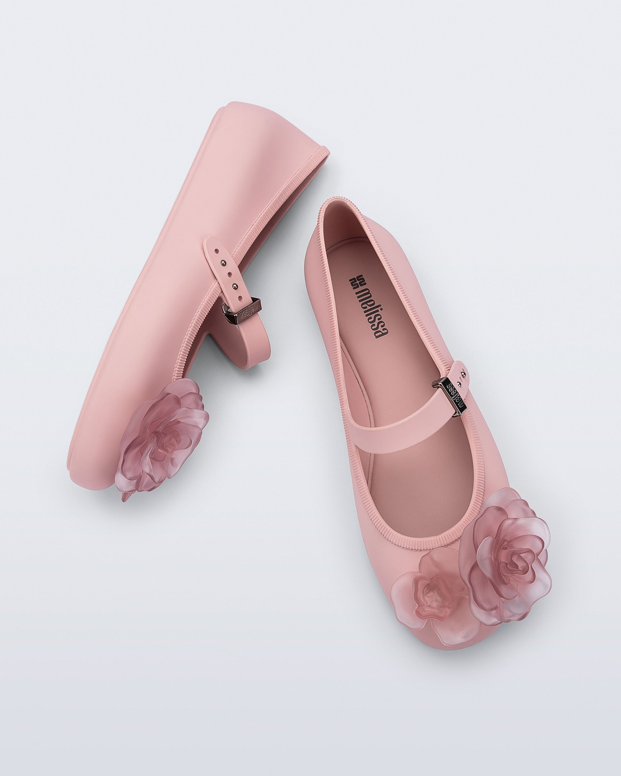 MELISSA SOFT BALLERINA PETALS AD
