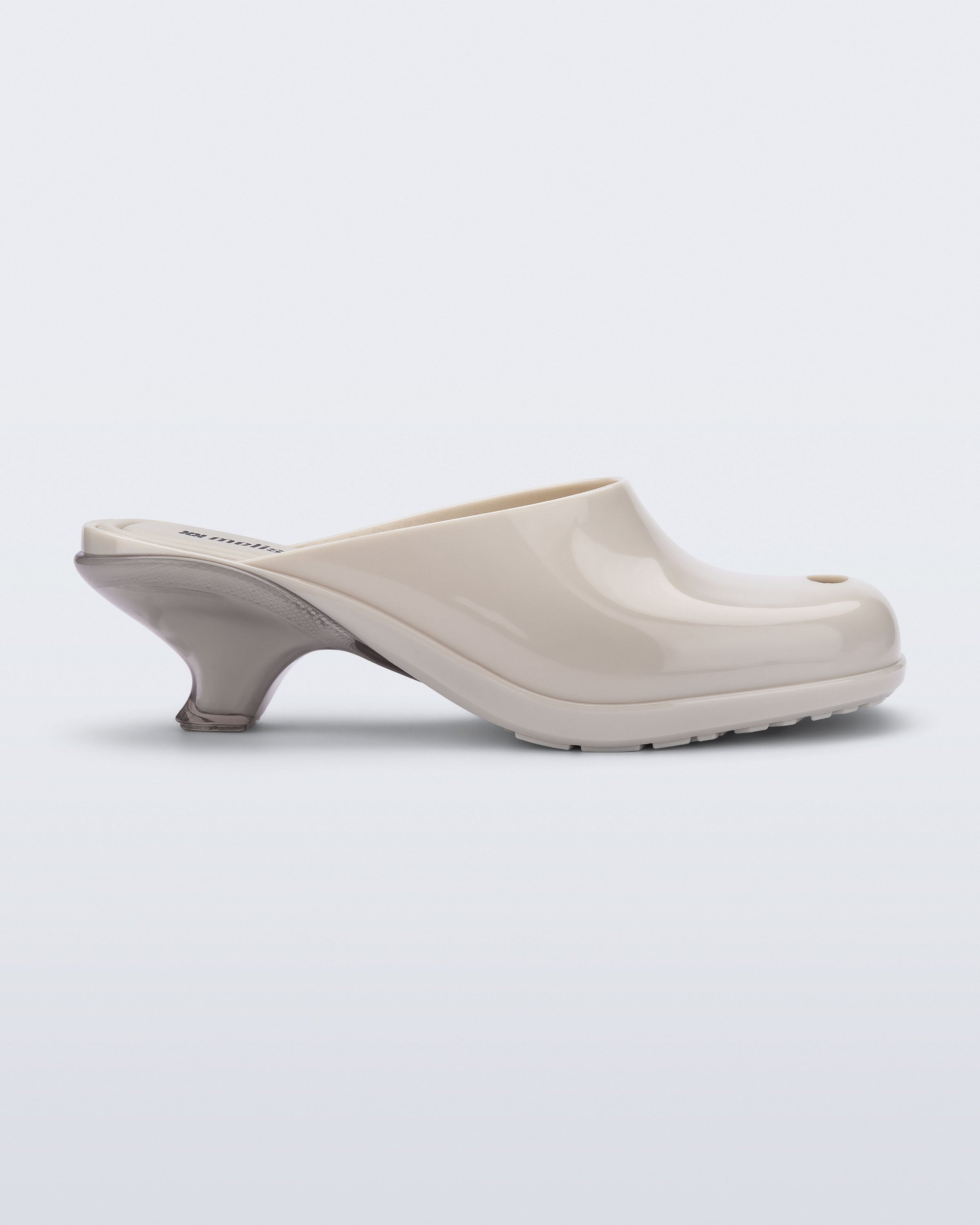 MELISSA GAIA AD