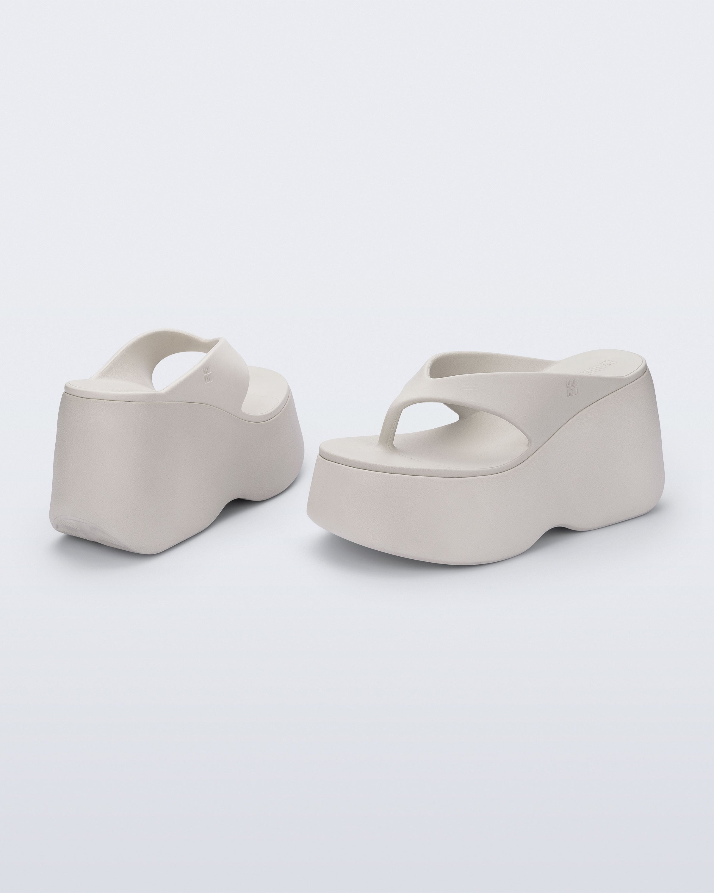 MELISSA FREE THONG WEDGE AD