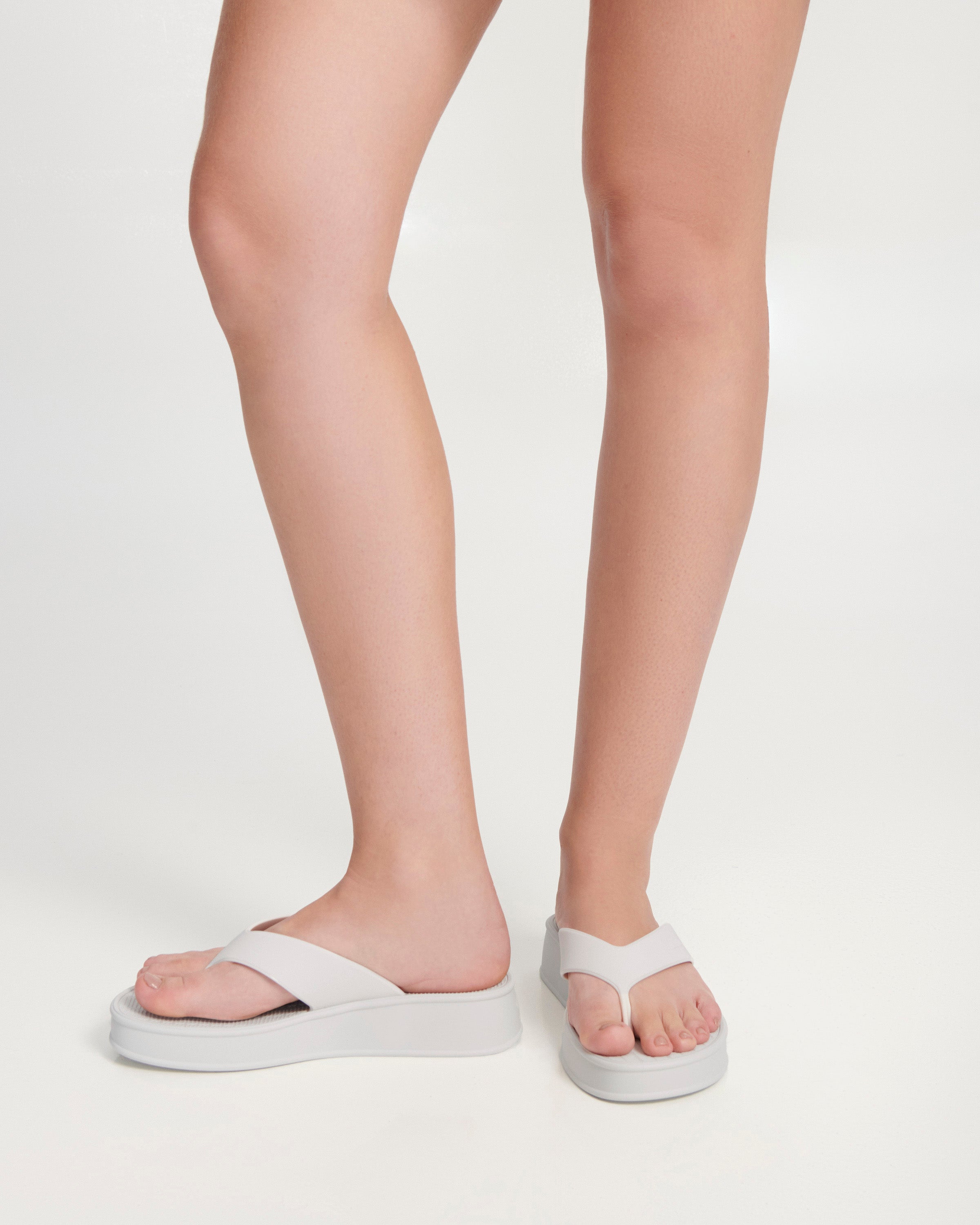 MELISSA SUN FLIP FLOP FLATFORM AD