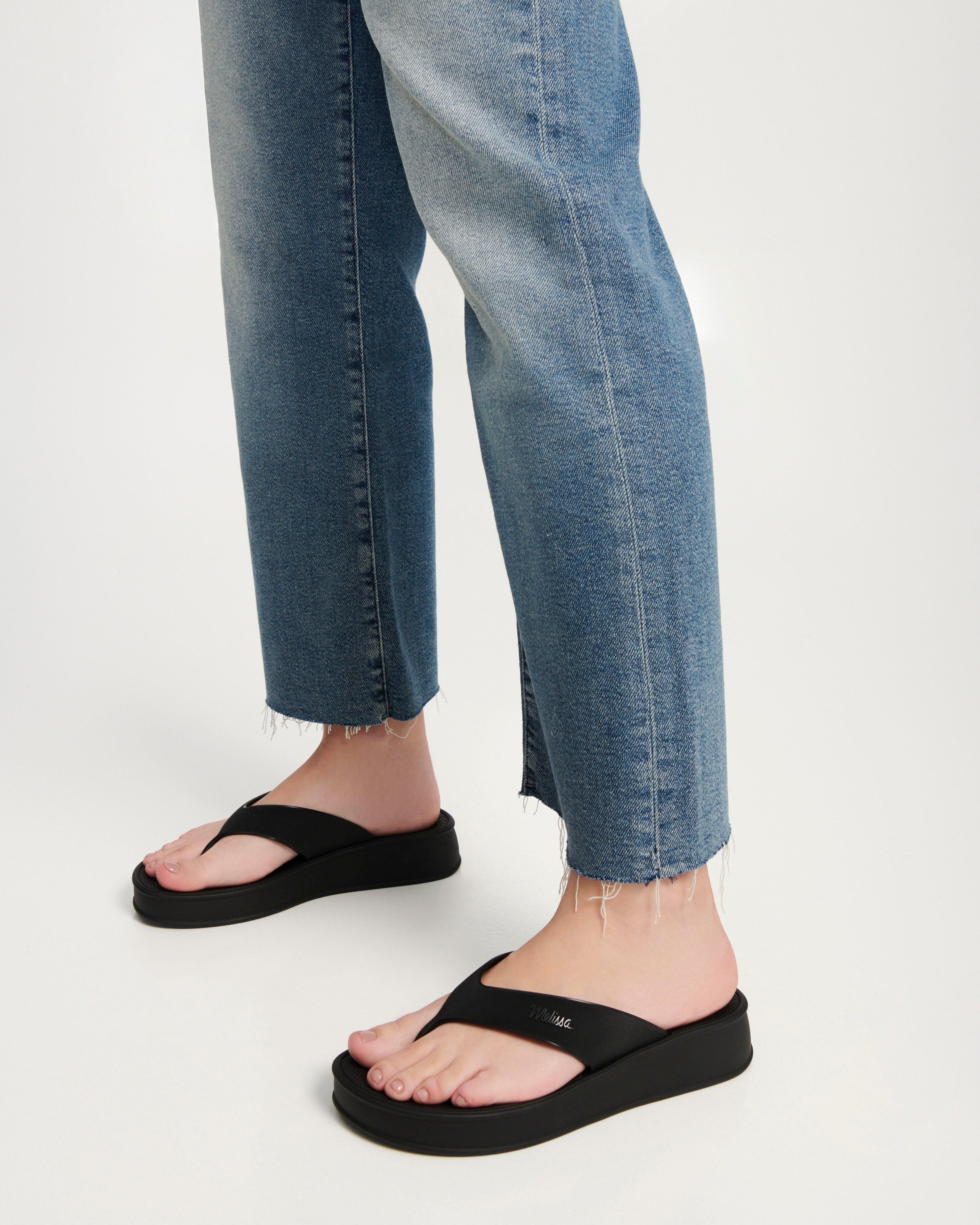 MELISSA SUN FLIP FLOP FLATFORM AD
