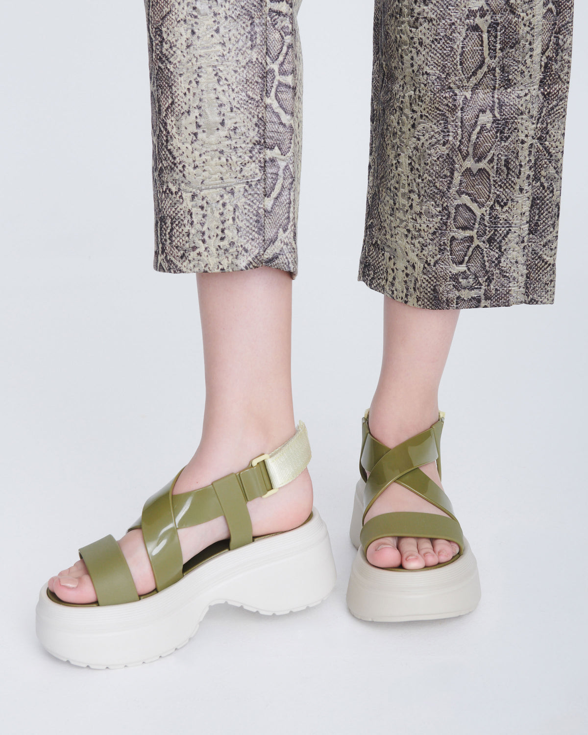 MELISSA STAND PLATFORM AD