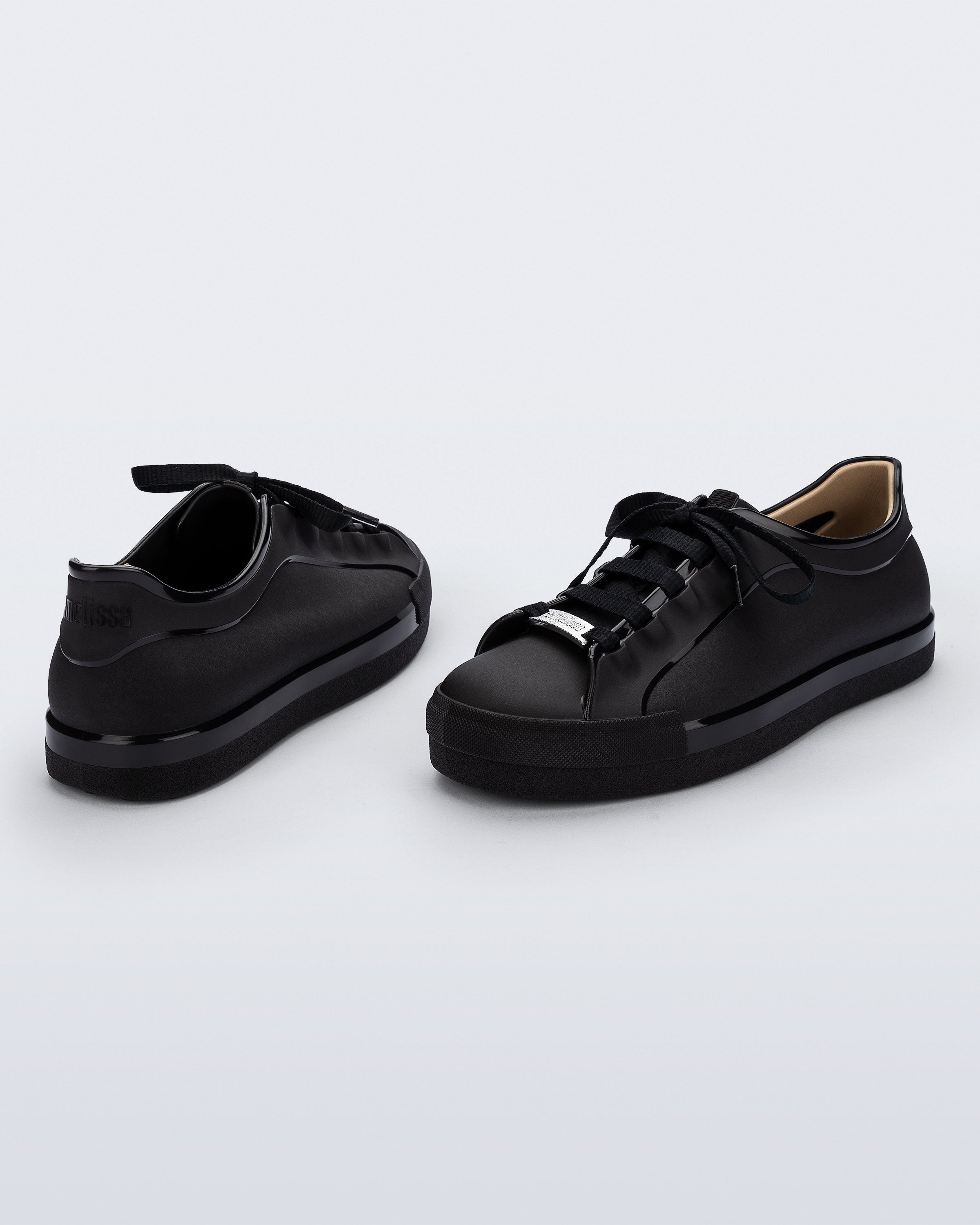 MELISSA WOW SNEAKER AD
