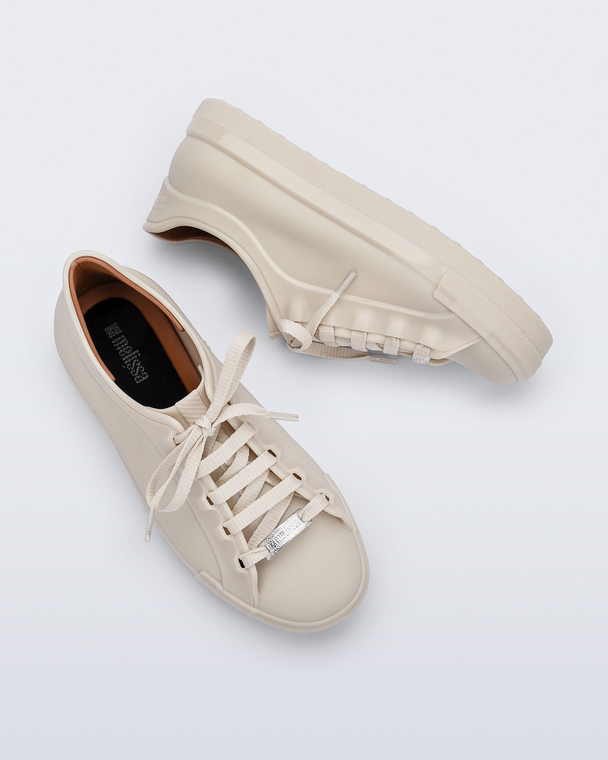 MELISSA WOW SNEAKER AD