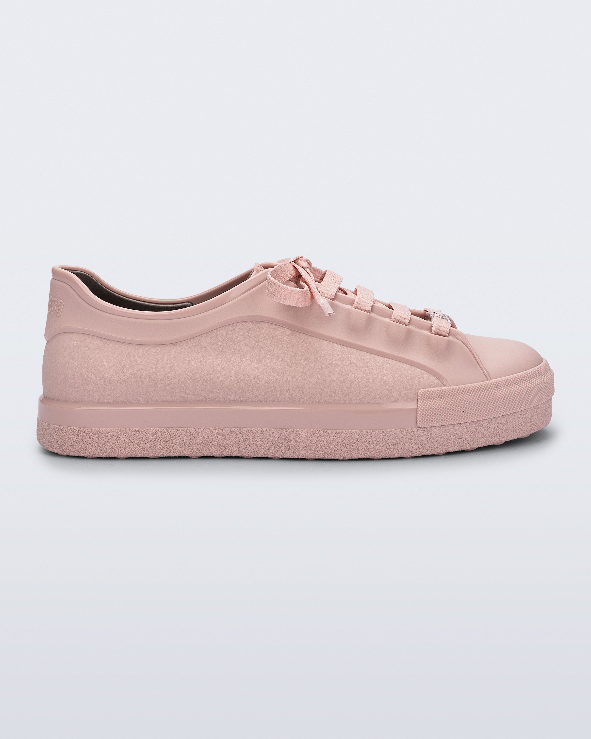 MELISSA WOW SNEAKER AD