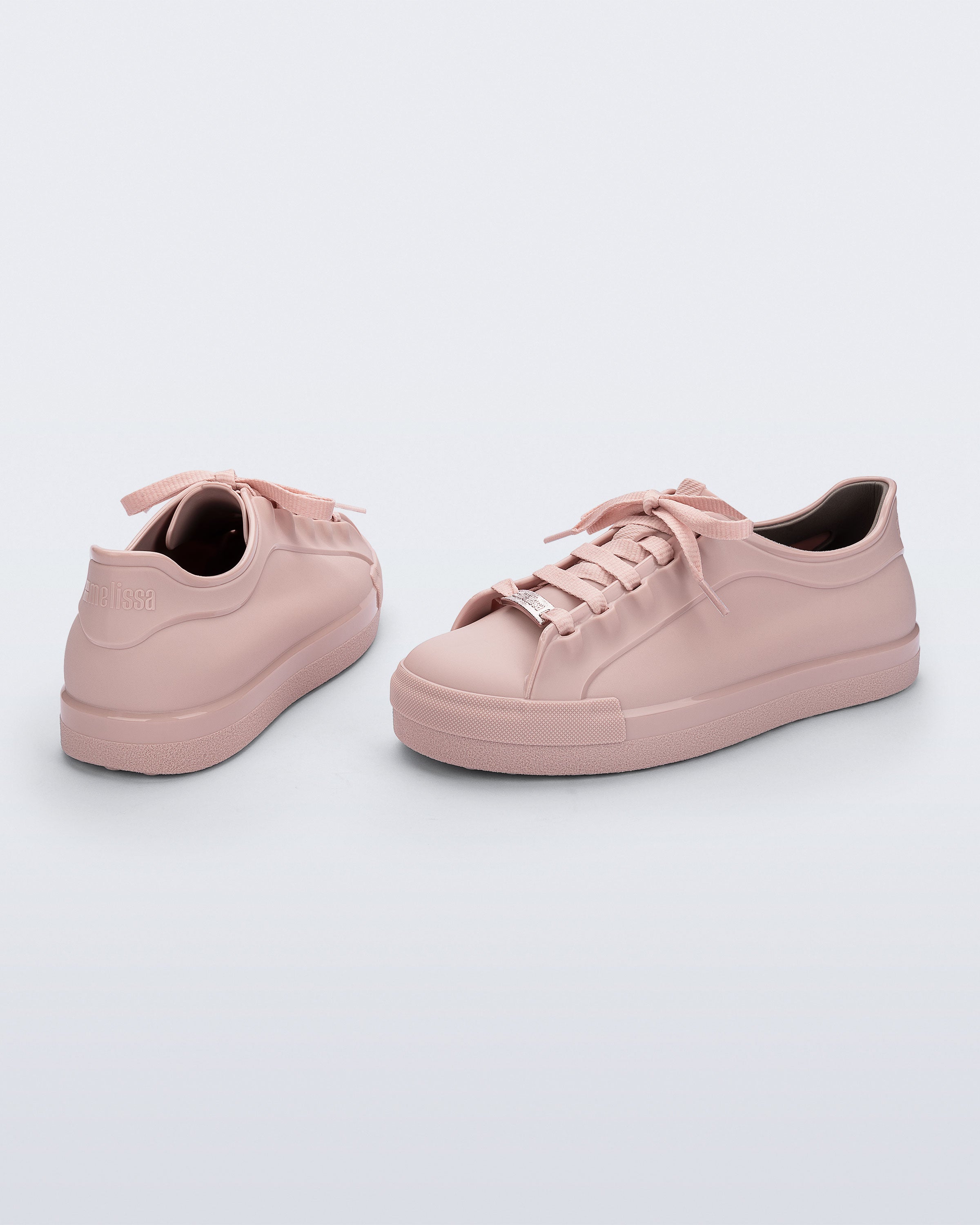 MELISSA WOW SNEAKER AD