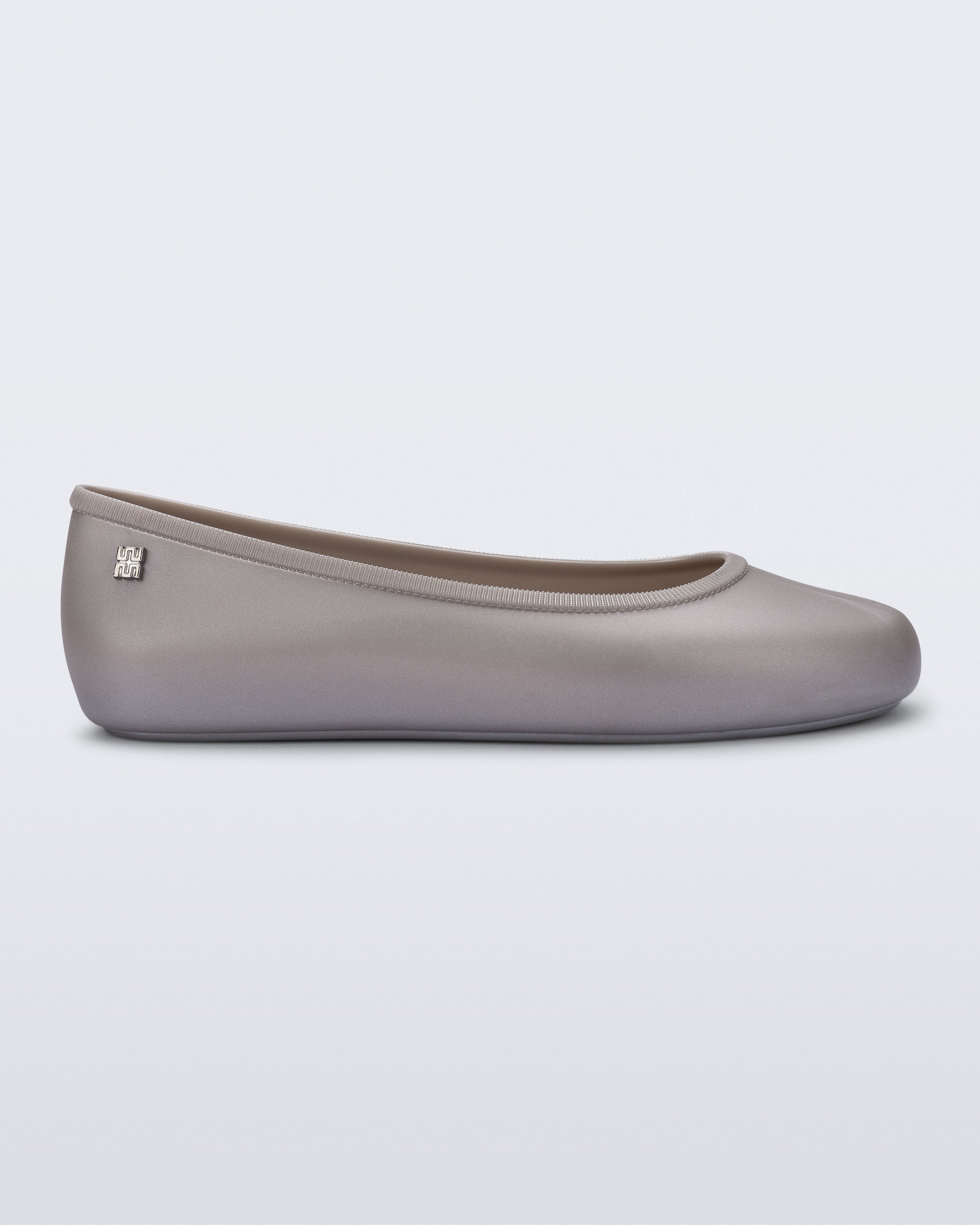 MELISSA SOFT BALLERINA ESSENTIAL AD
