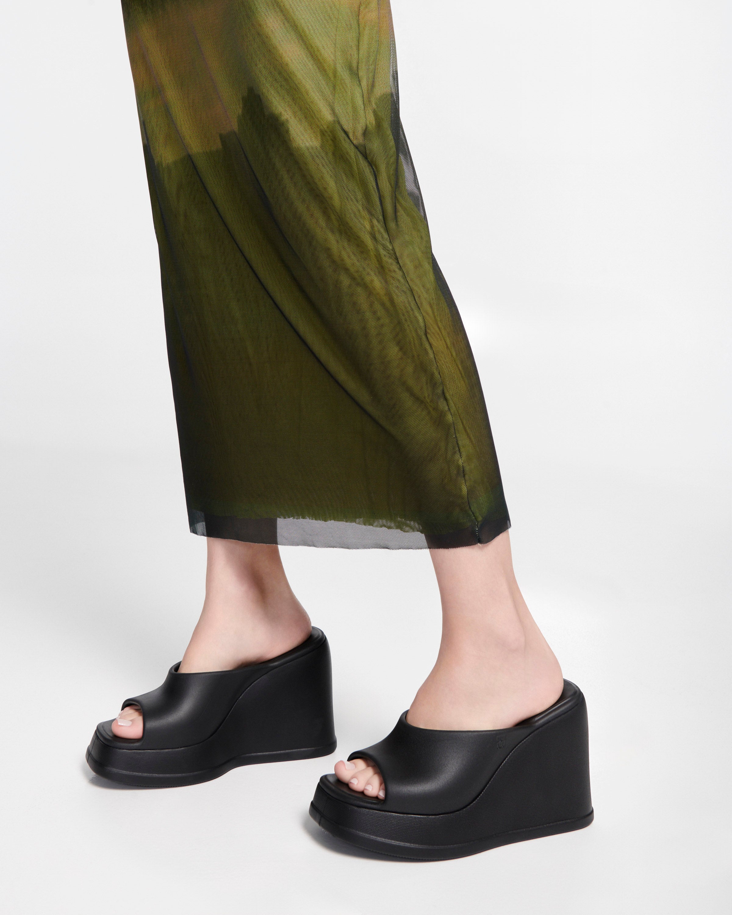 MELISSA FREE SLIP AD