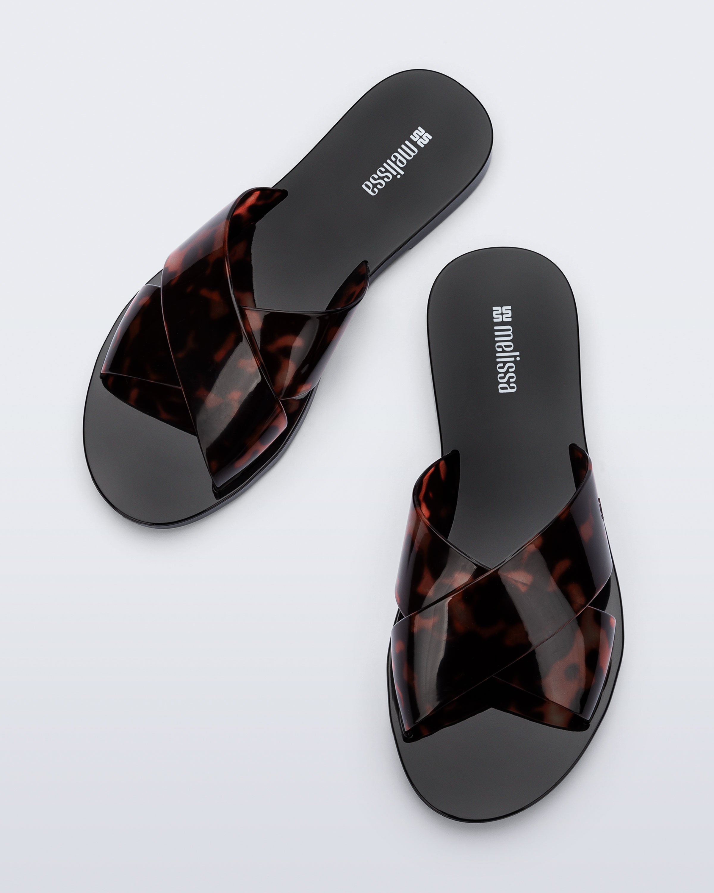 MELISSA ESSENTIAL CROSS SLIDE AD