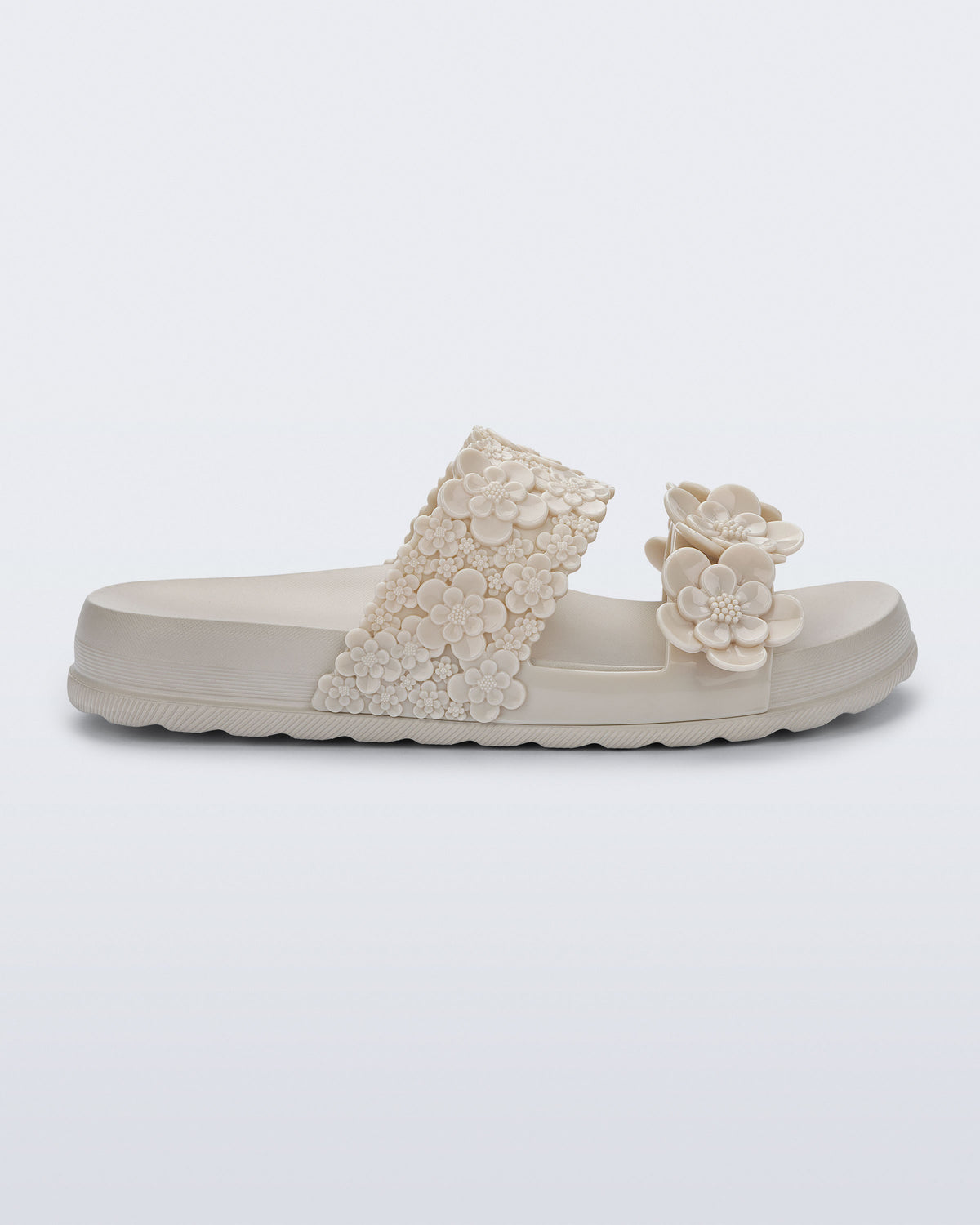 MELISSA COZY SLIDE GARDEN FLOW AD