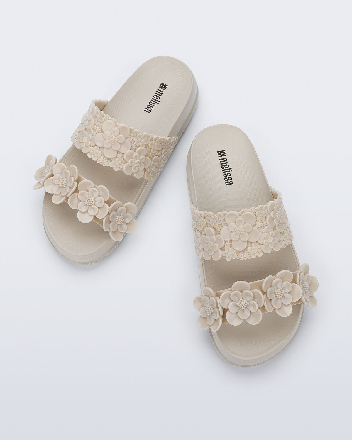 MELISSA COZY SLIDE GARDEN FLOW AD