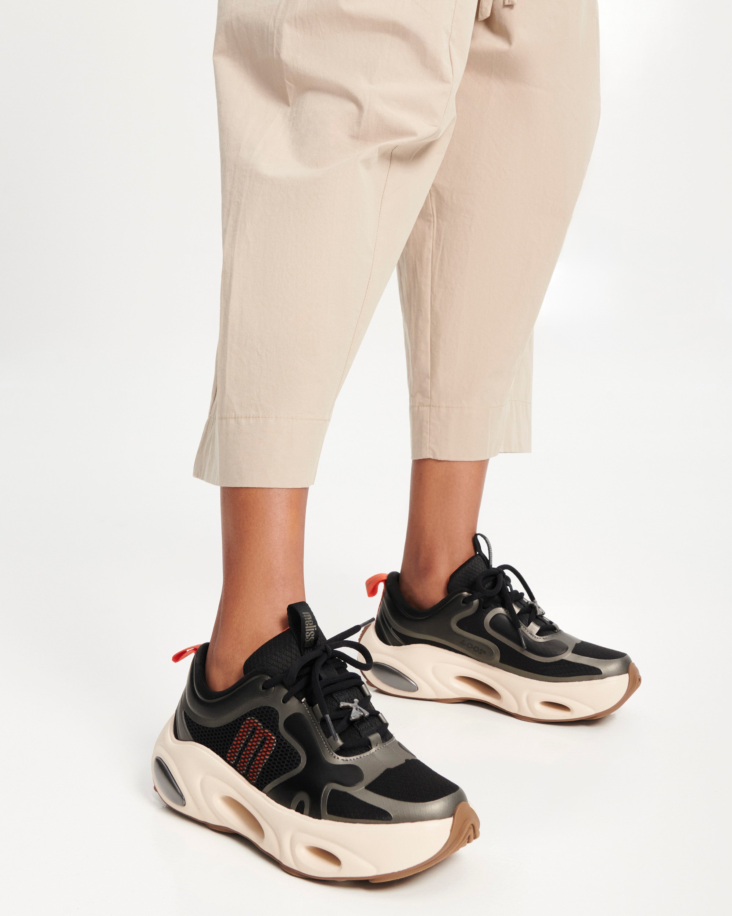 MELISSA X LOOP AD