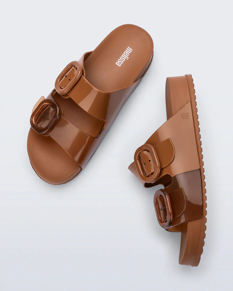 MELISSA COZY SLIDE AD