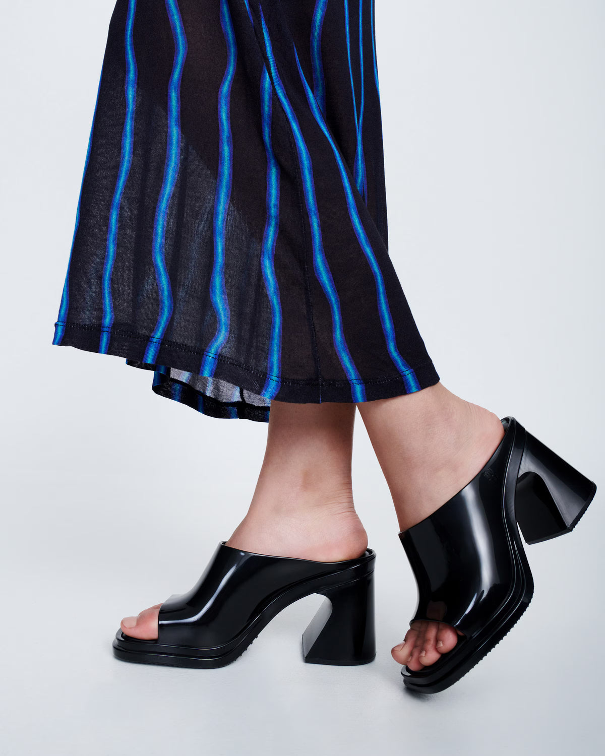 MELISSA NORA MULE AD